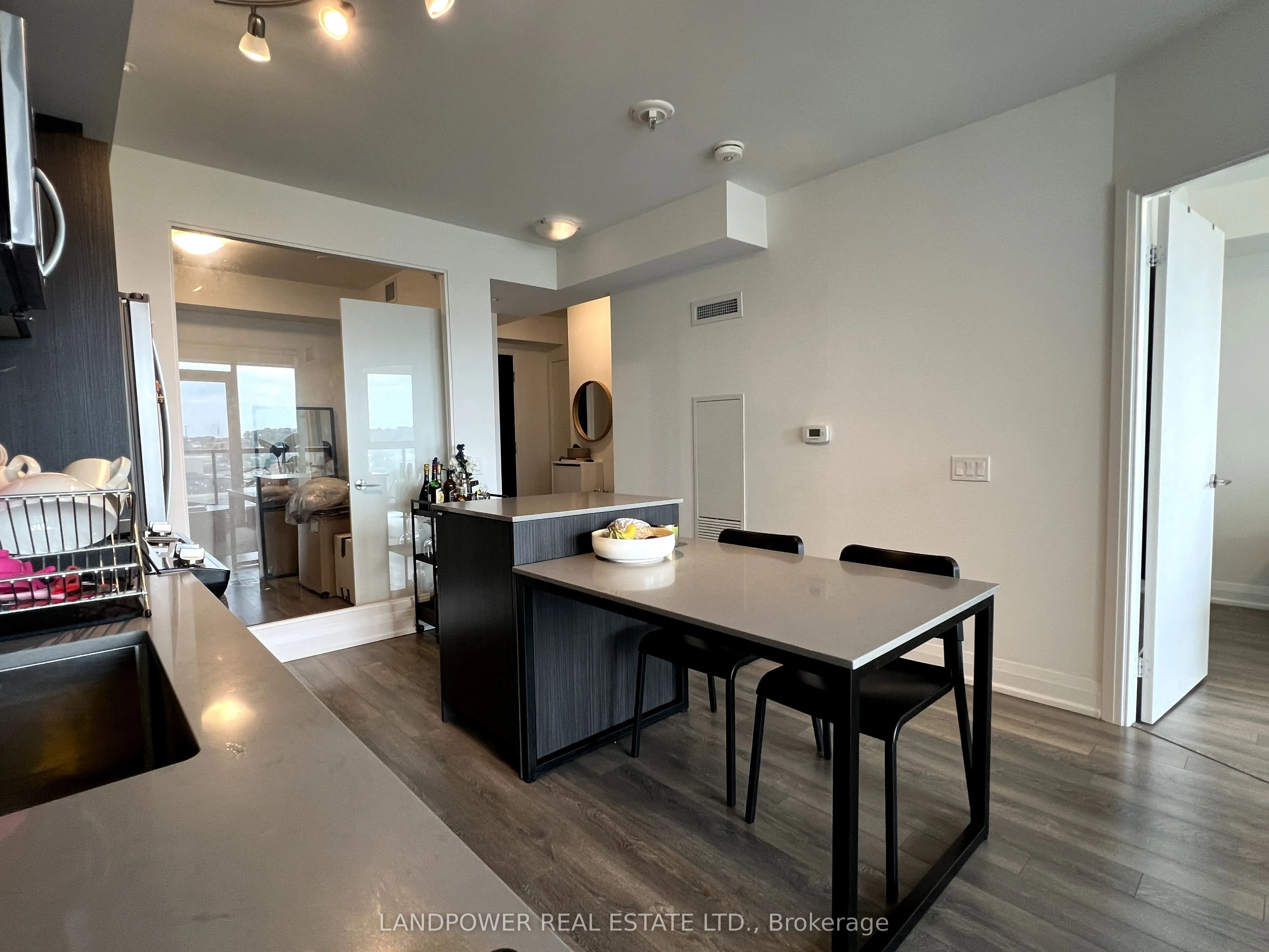 1461 Lawrence Avenue W, #908