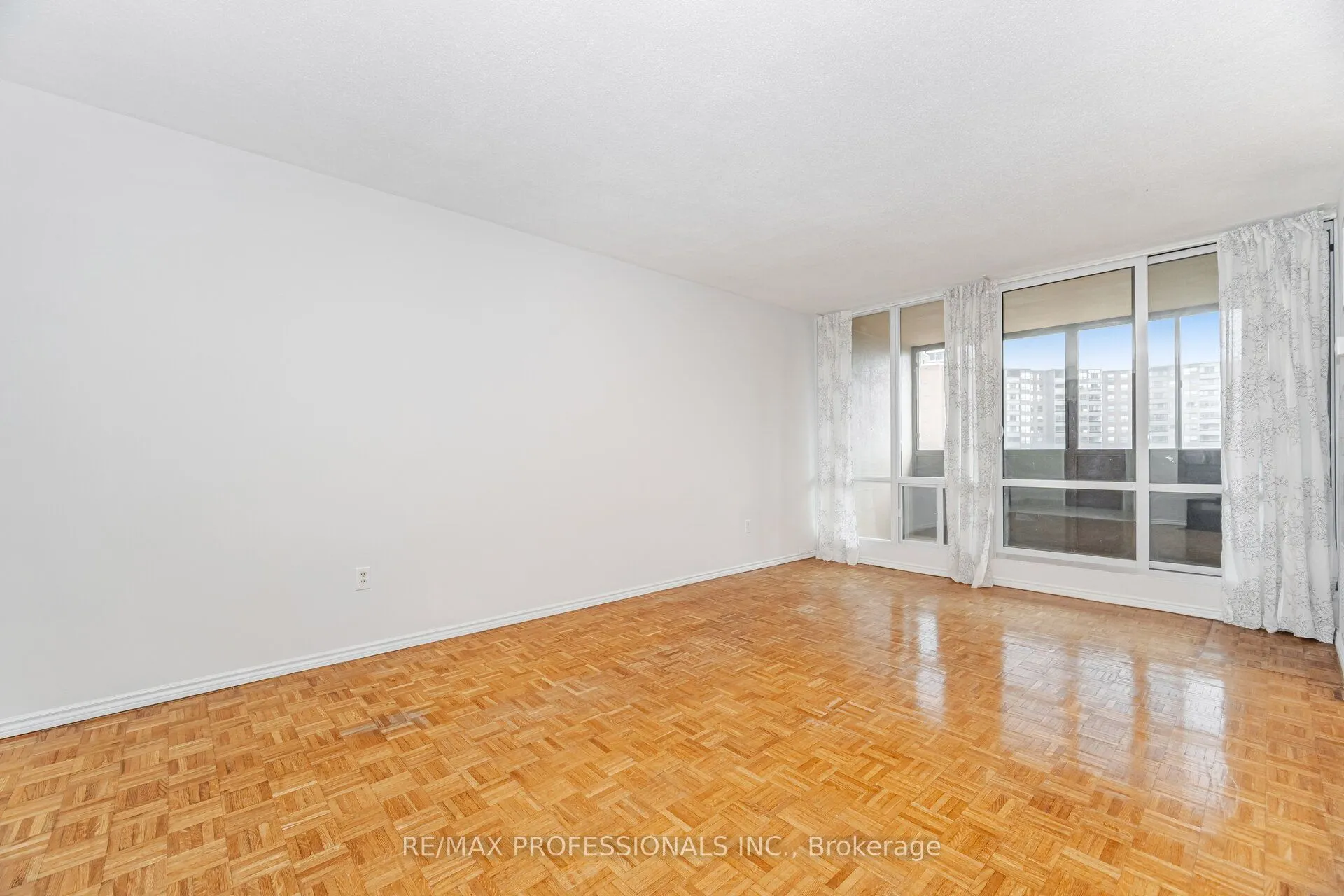 714 The West Mall, #1411