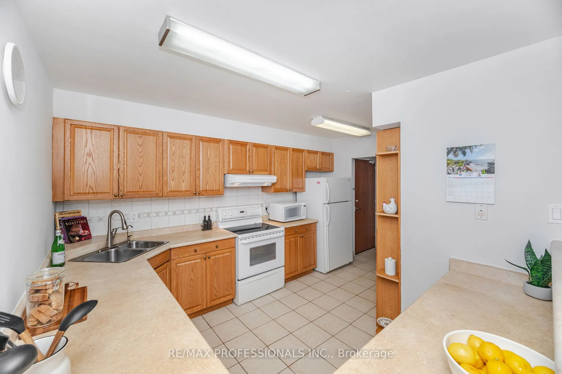 714 The West Mall, #1411