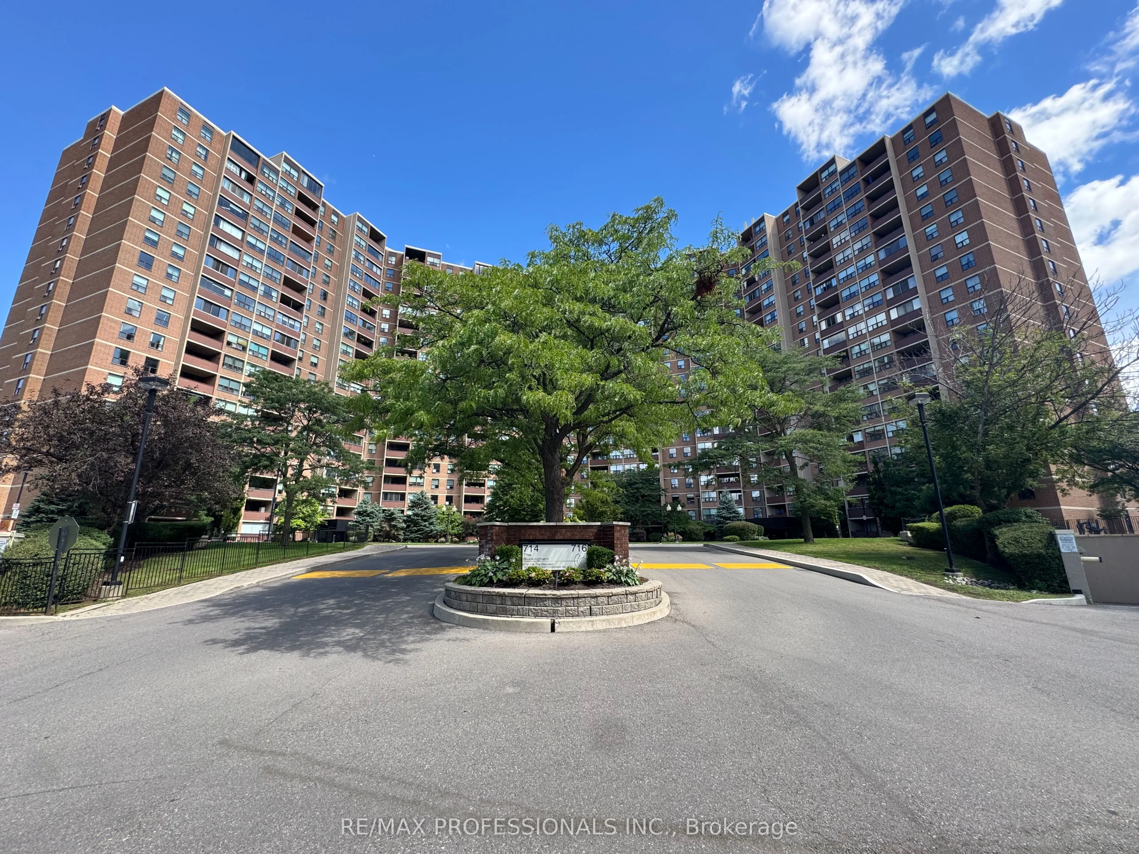 714 The West Mall, #1411