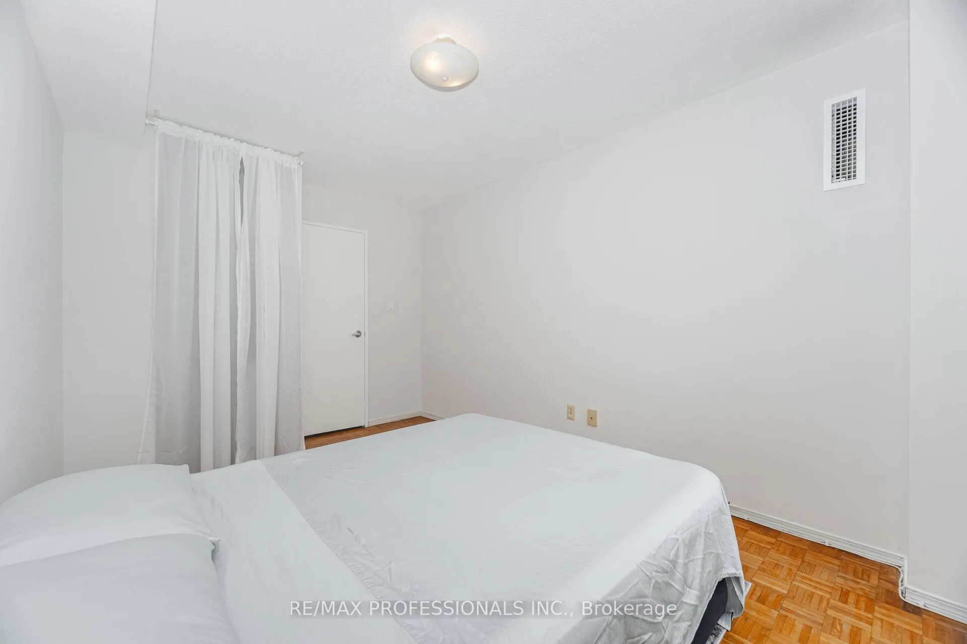 714 The West Mall, #1411