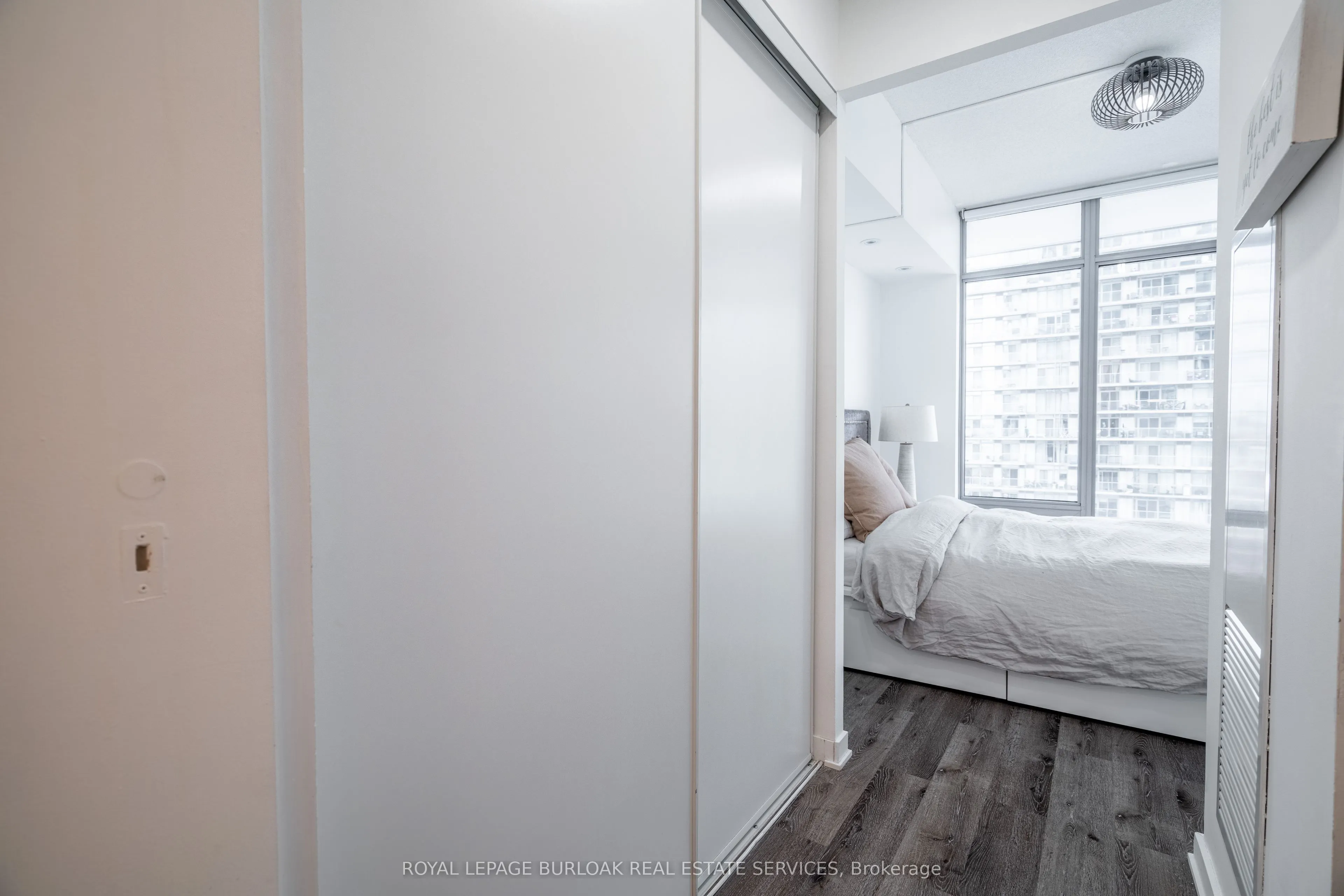 105 The Queensway, #1514