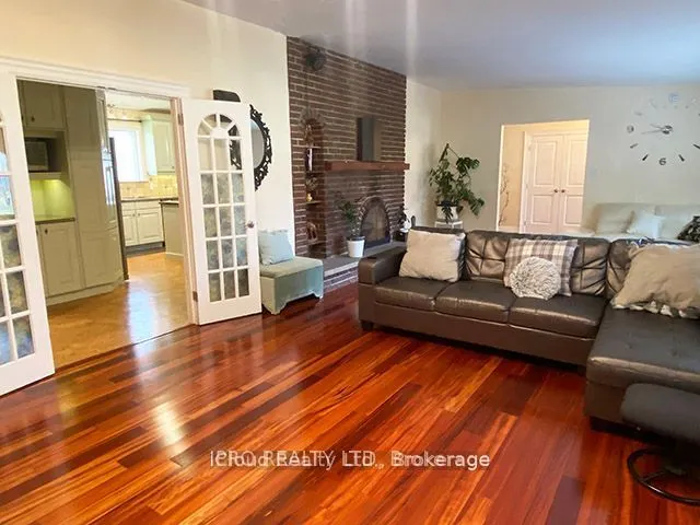 7454 Old Church Road