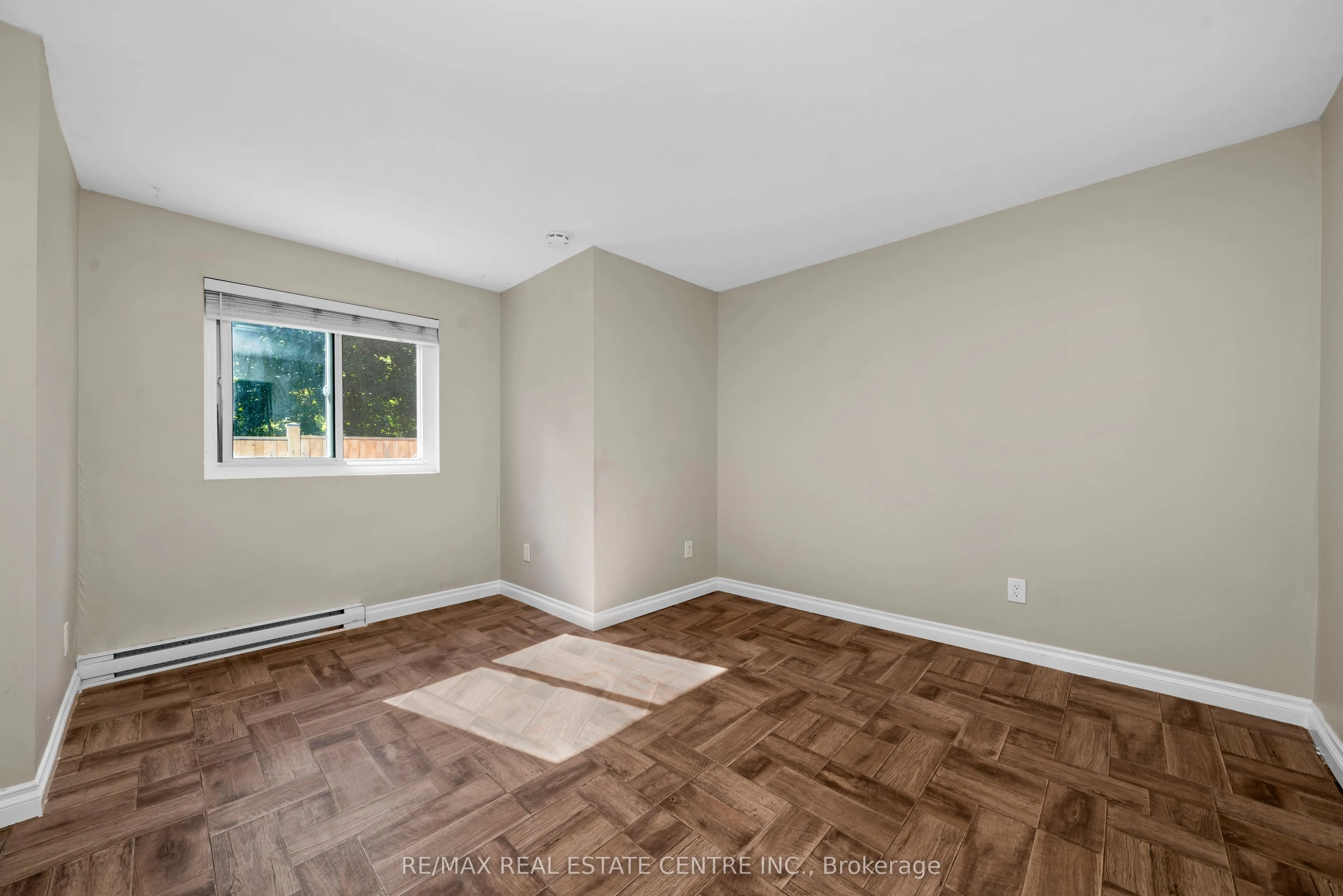 5 Ontario Street, #2