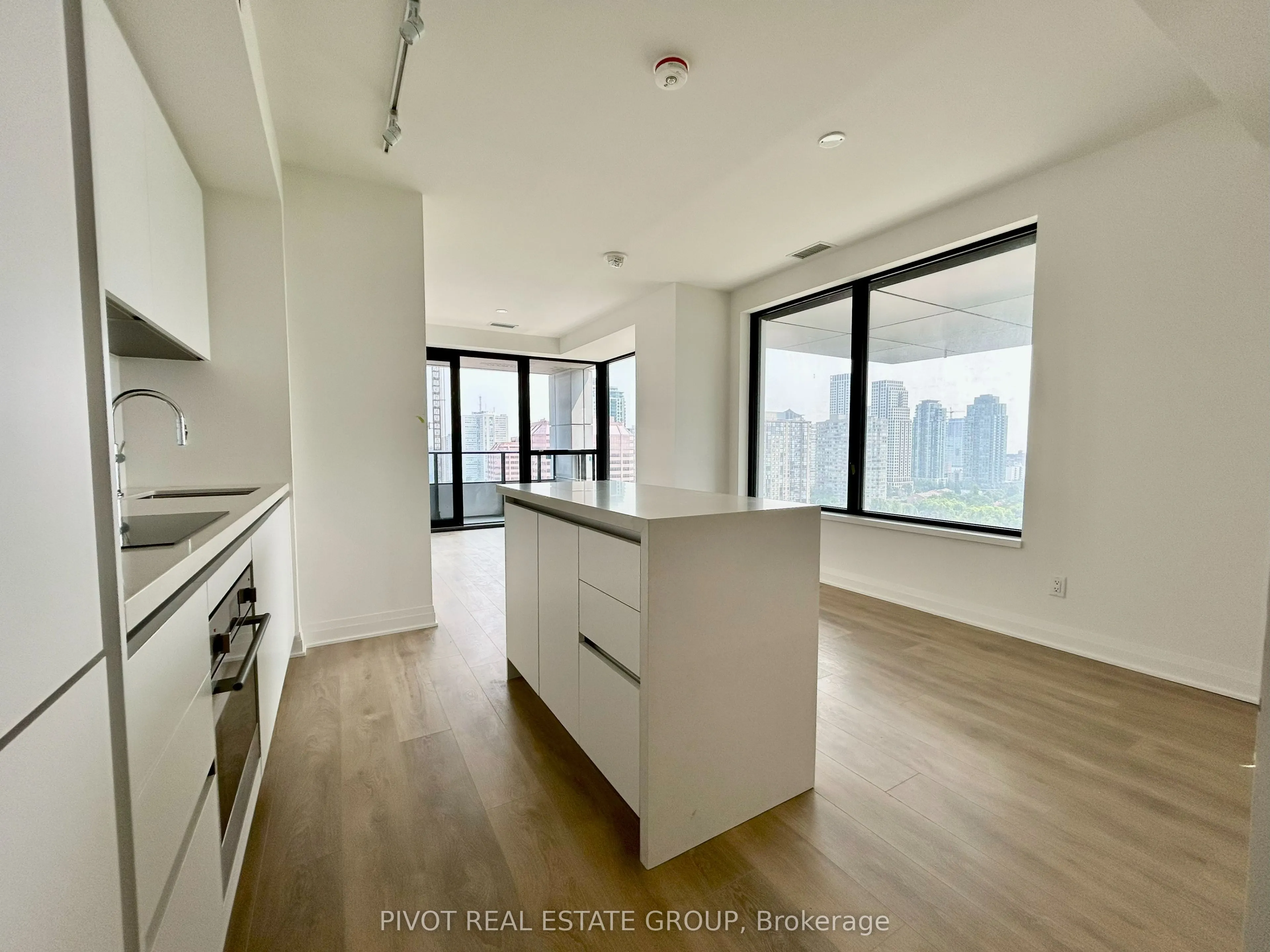 4015 The Exchange, #1202