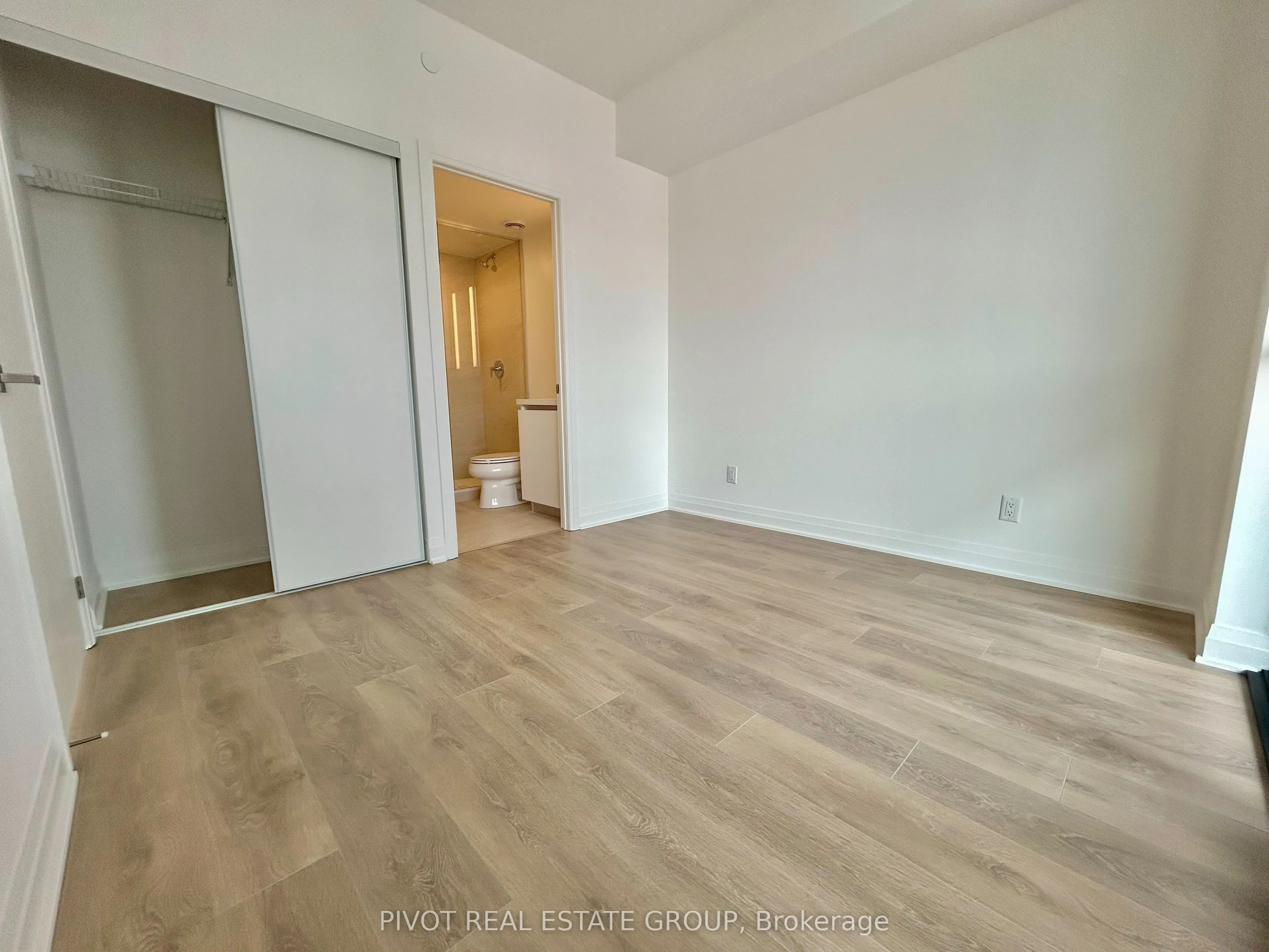 4015 The Exchange, #1202