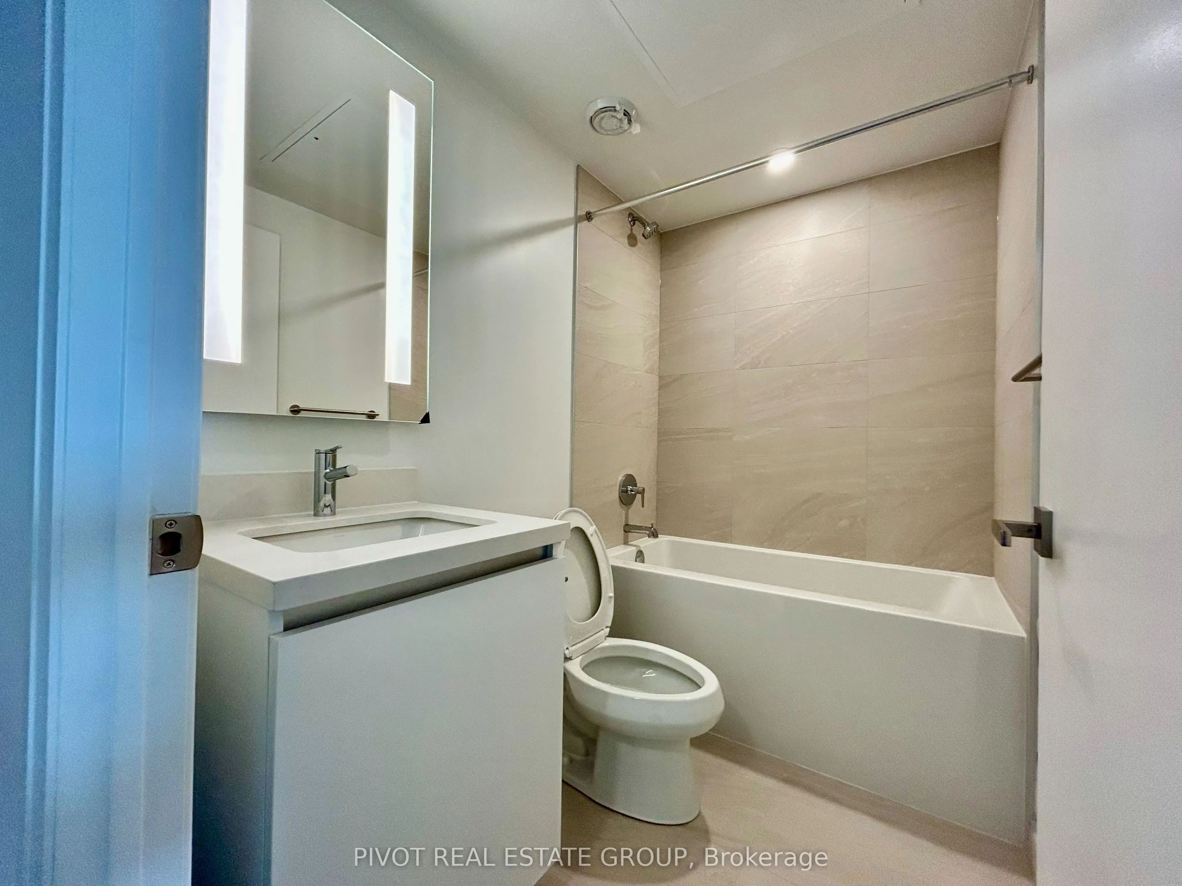 4015 The Exchange, #1202