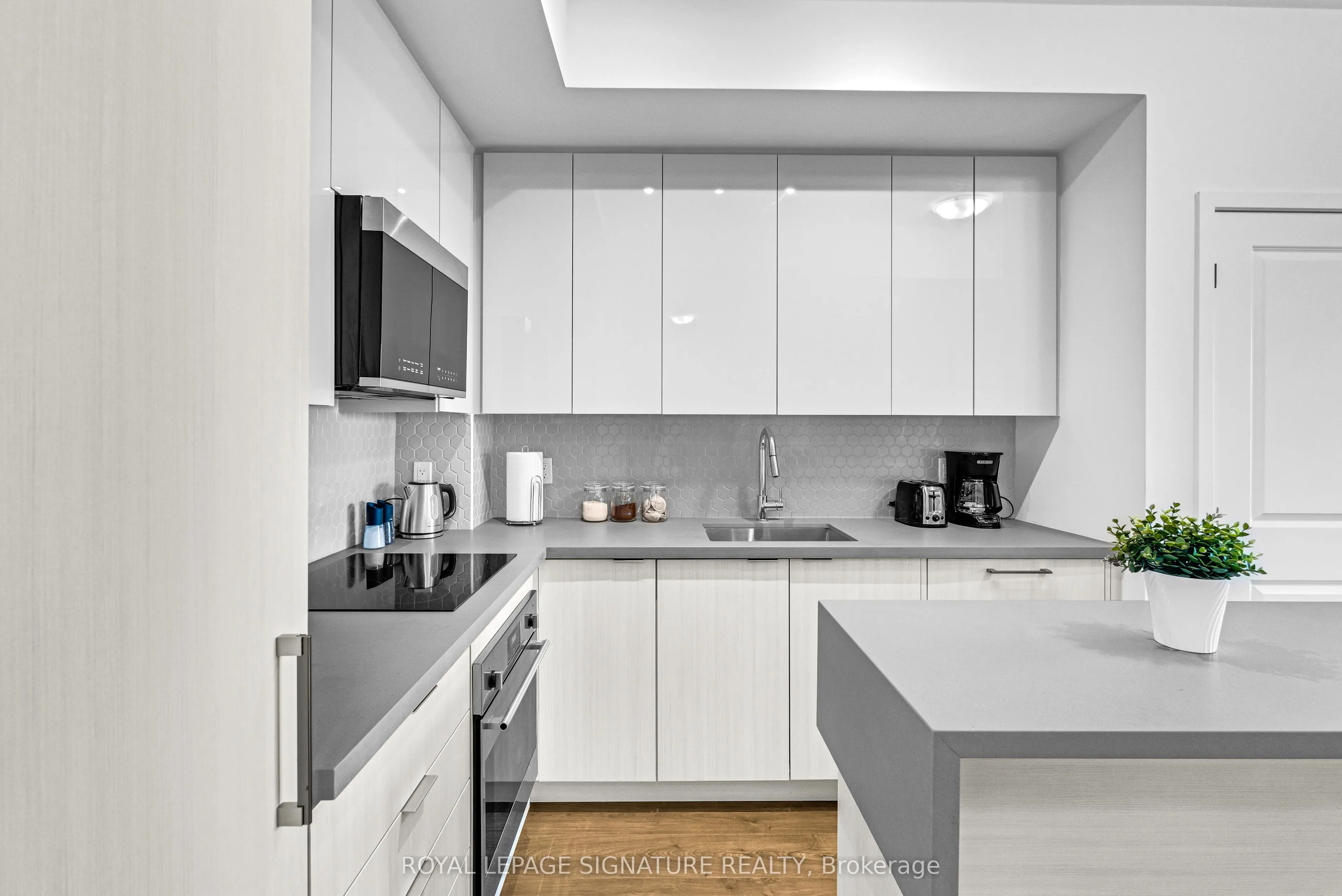 2489 Taunton Rd Road, #917
