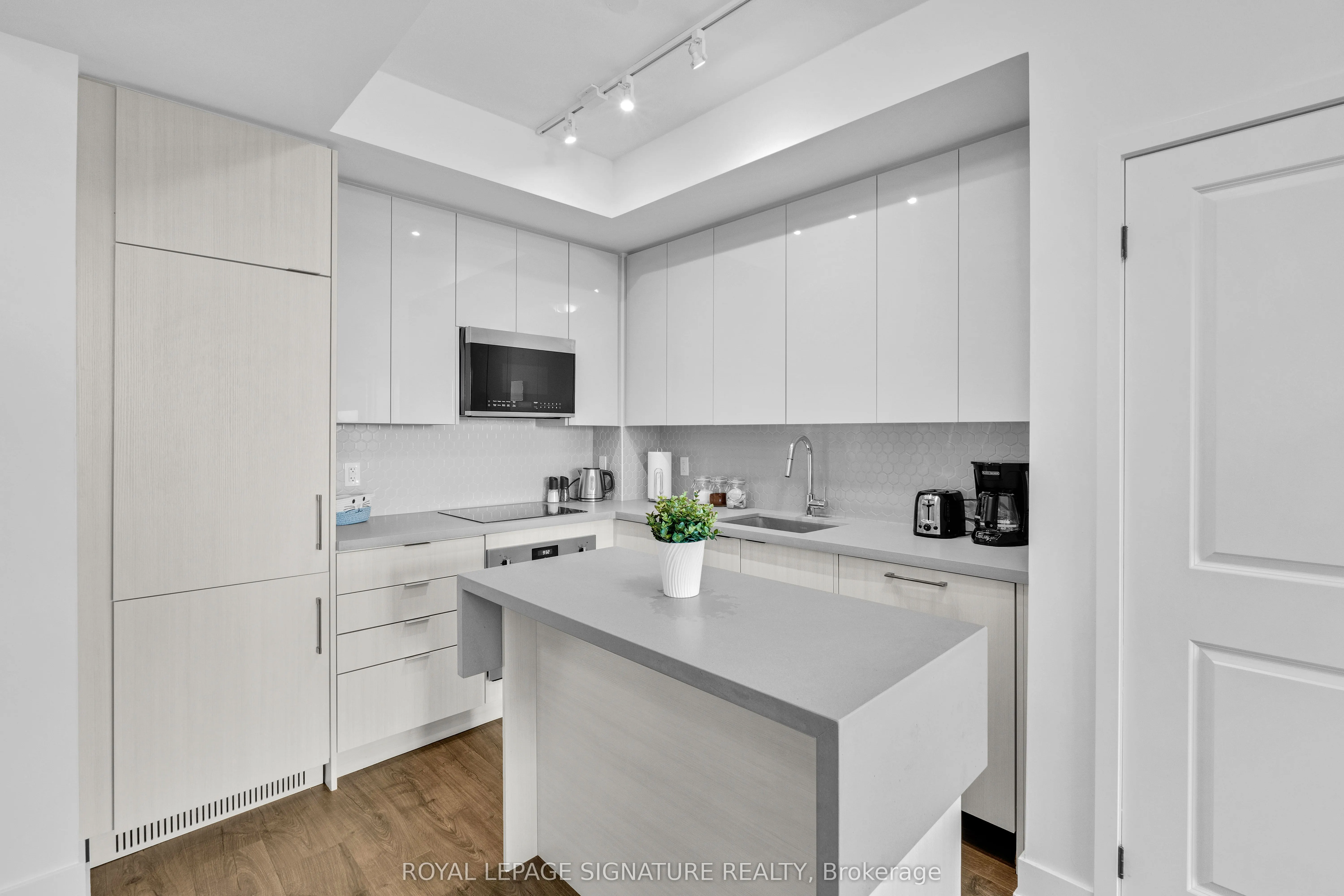 2489 Taunton Rd Road, #917