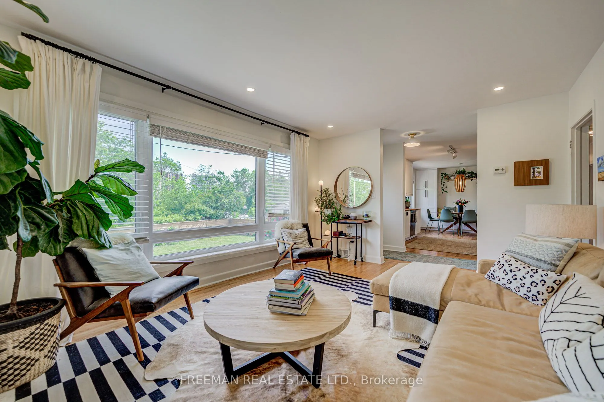 26 Edgeware Drive