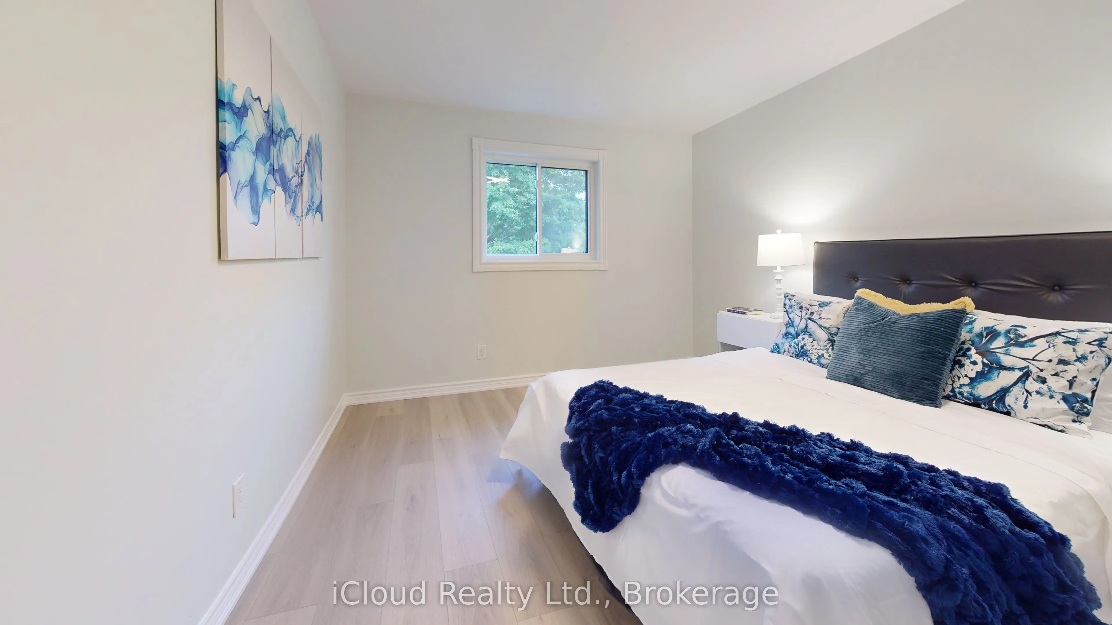 27 Briarwood Drive