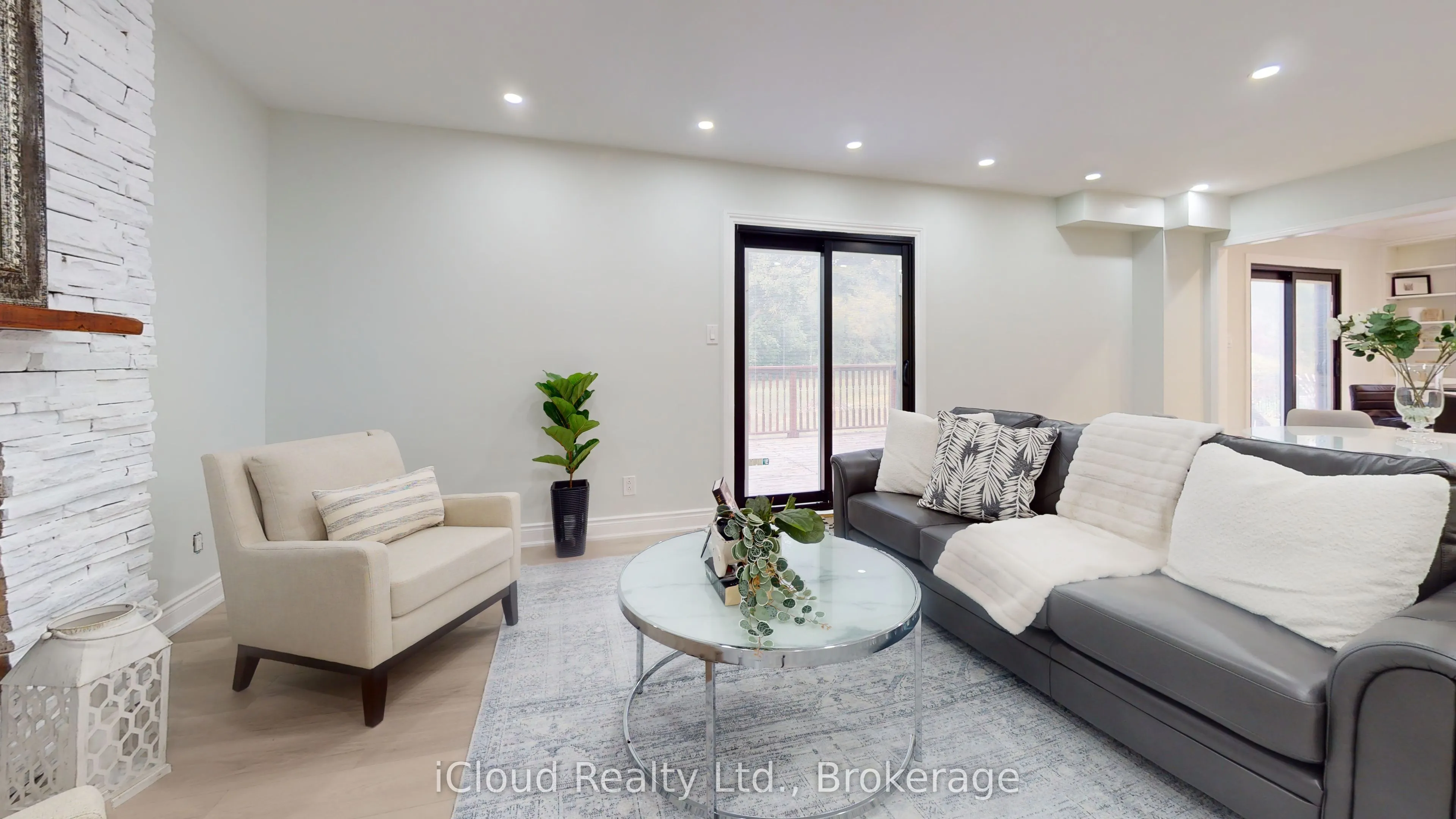 27 Briarwood Drive