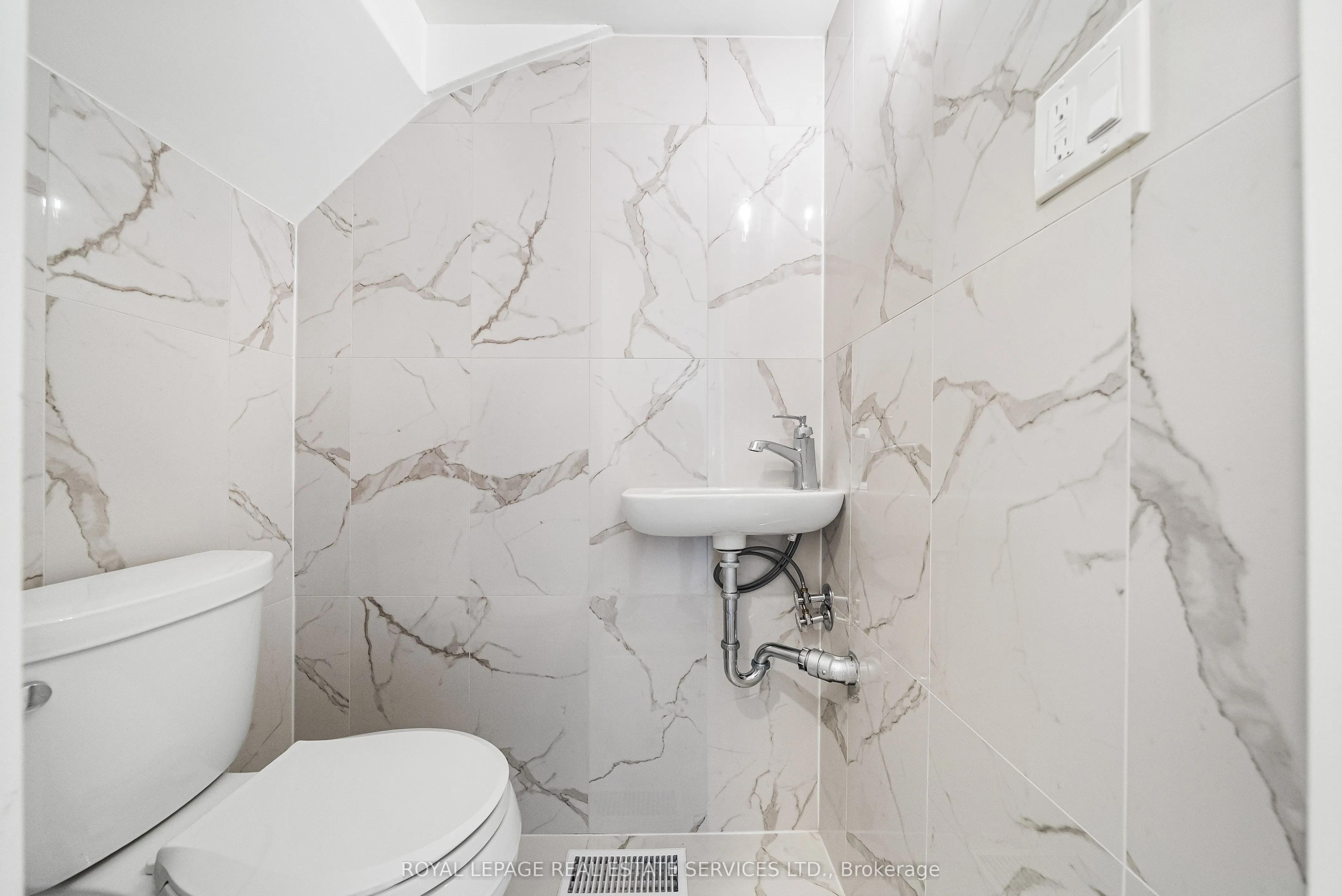 50 Arcadian Circle, #2