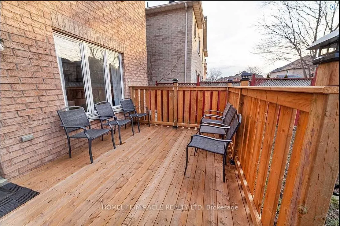 13 Prince Crescent