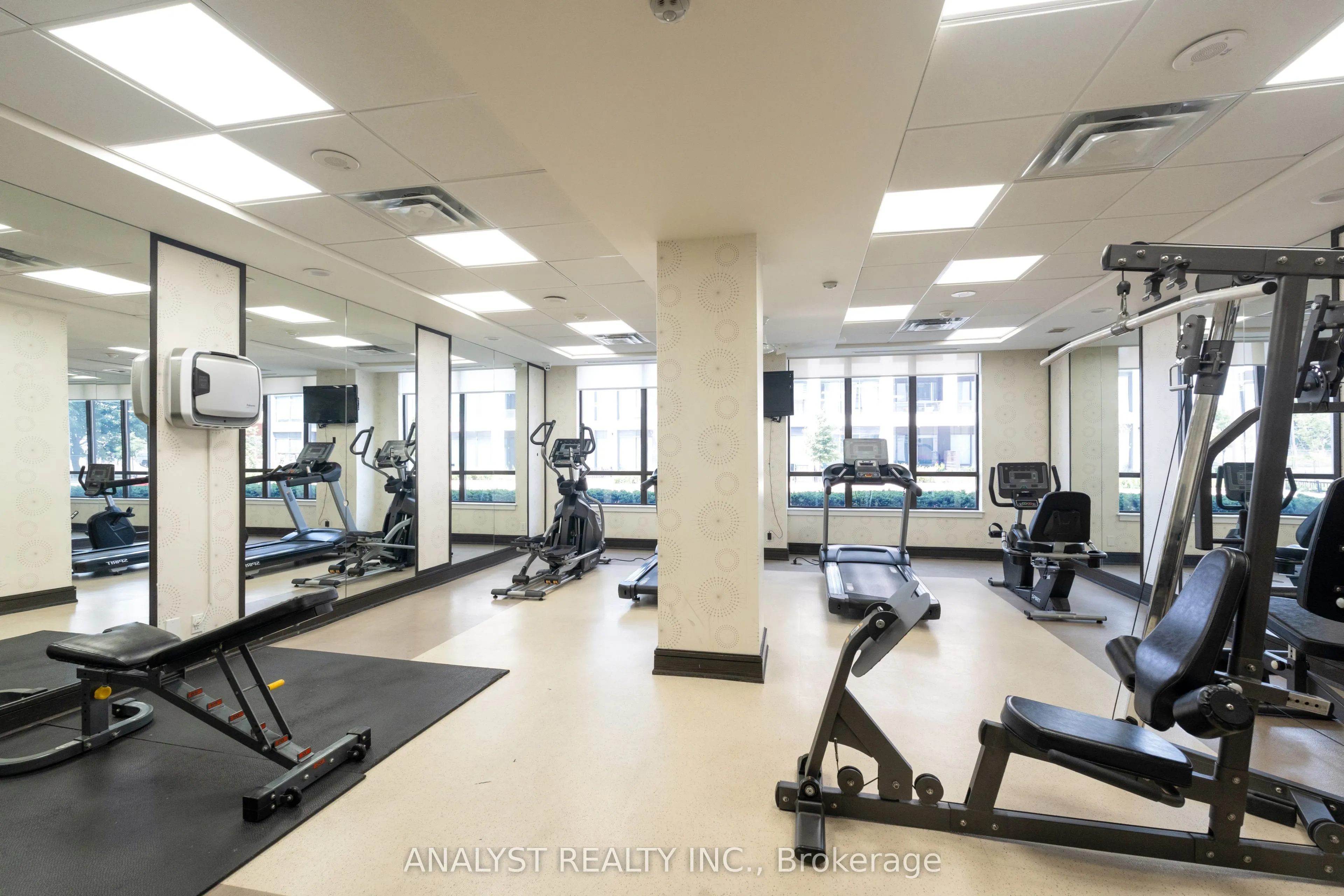 55 De Boers Drive, #203