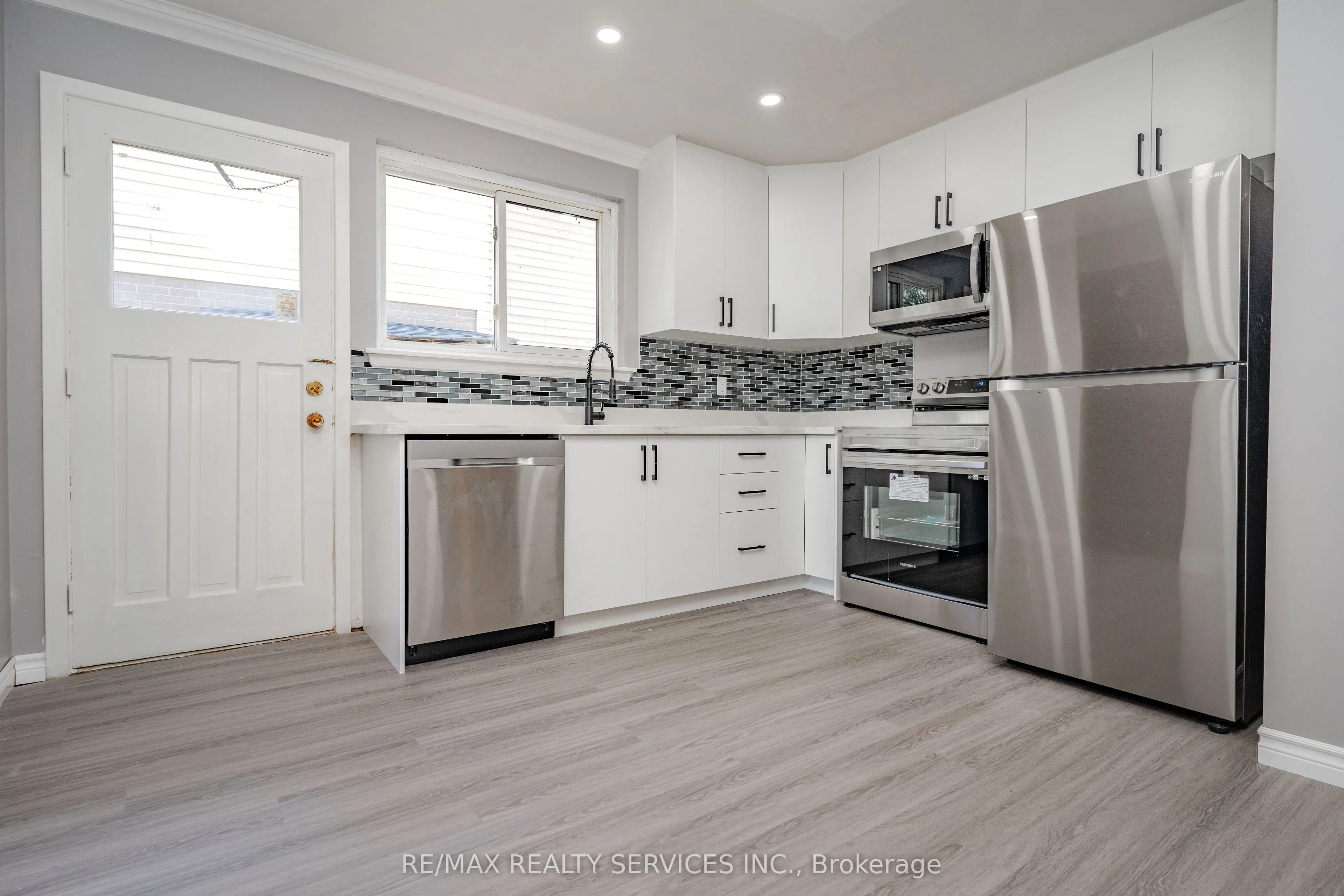 23 Fidelia Crescent