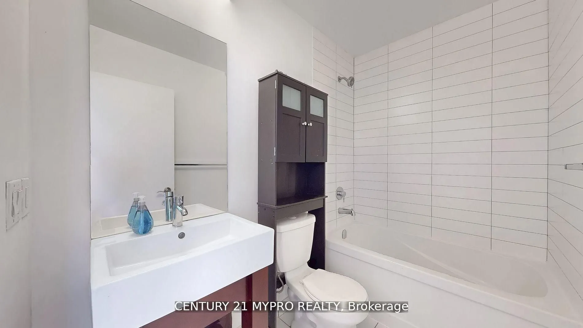 840 Queen's Plate Drive, #1003