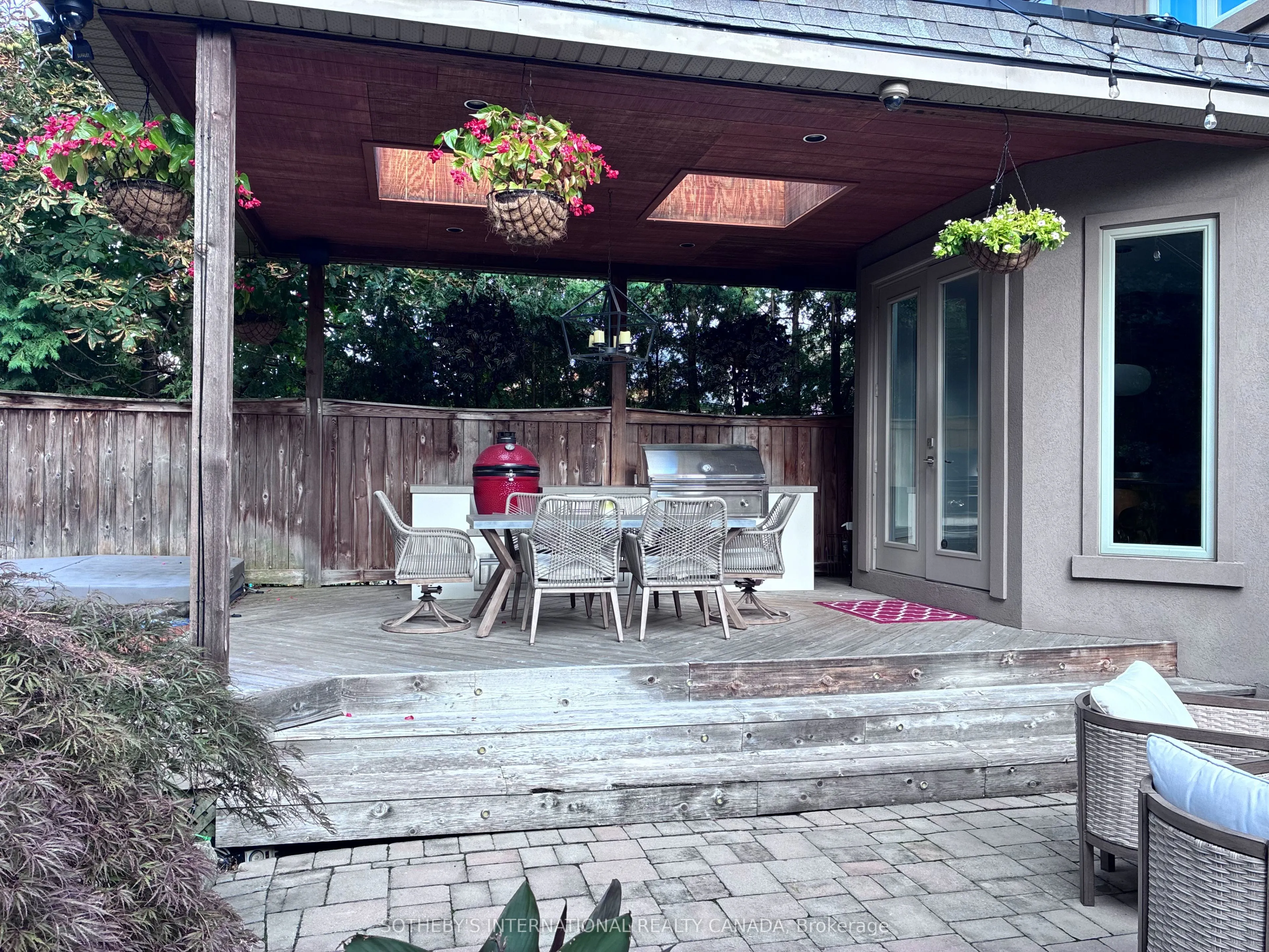 44 Meadowcrest Road