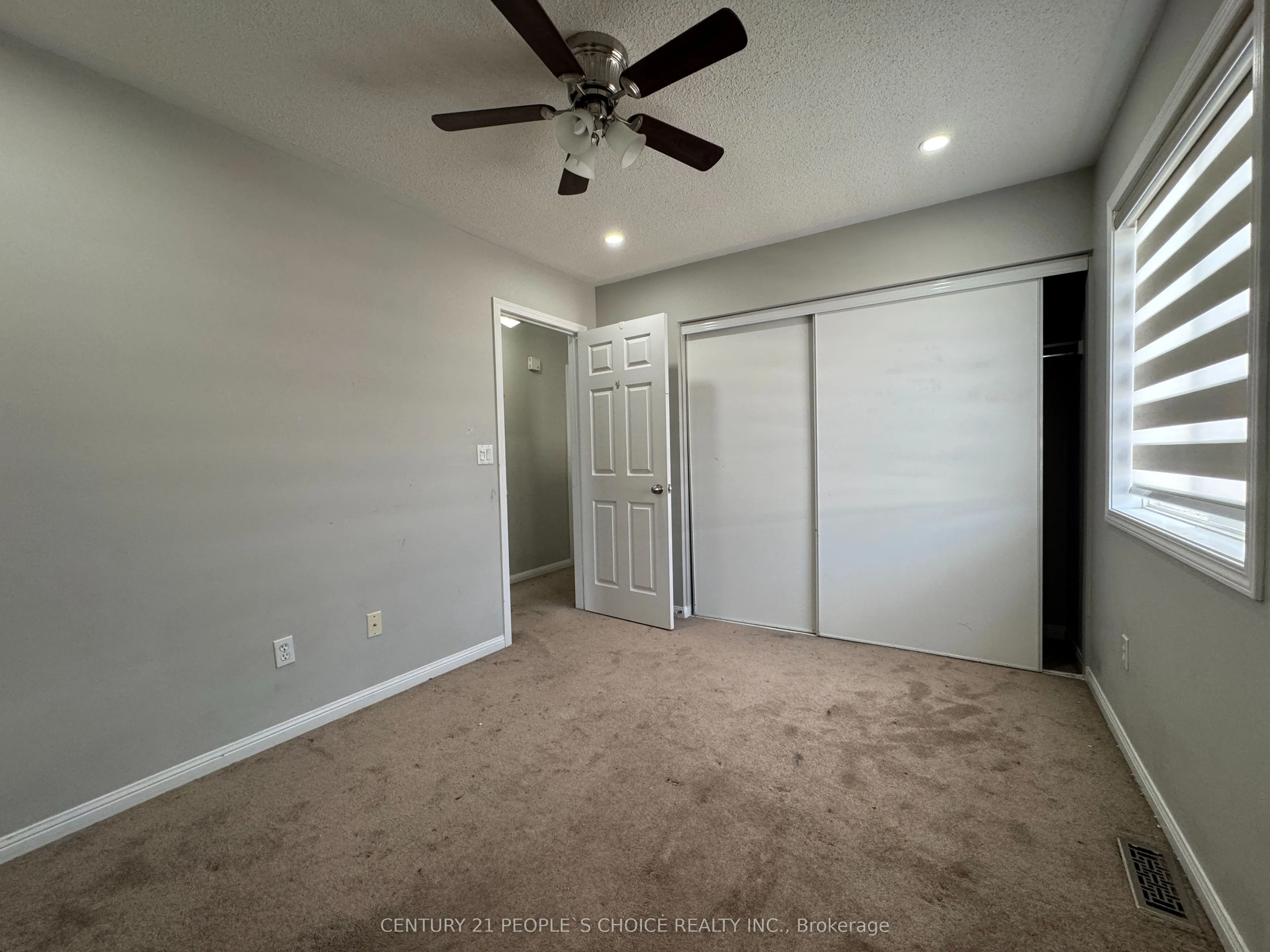 657 Thompson Road S