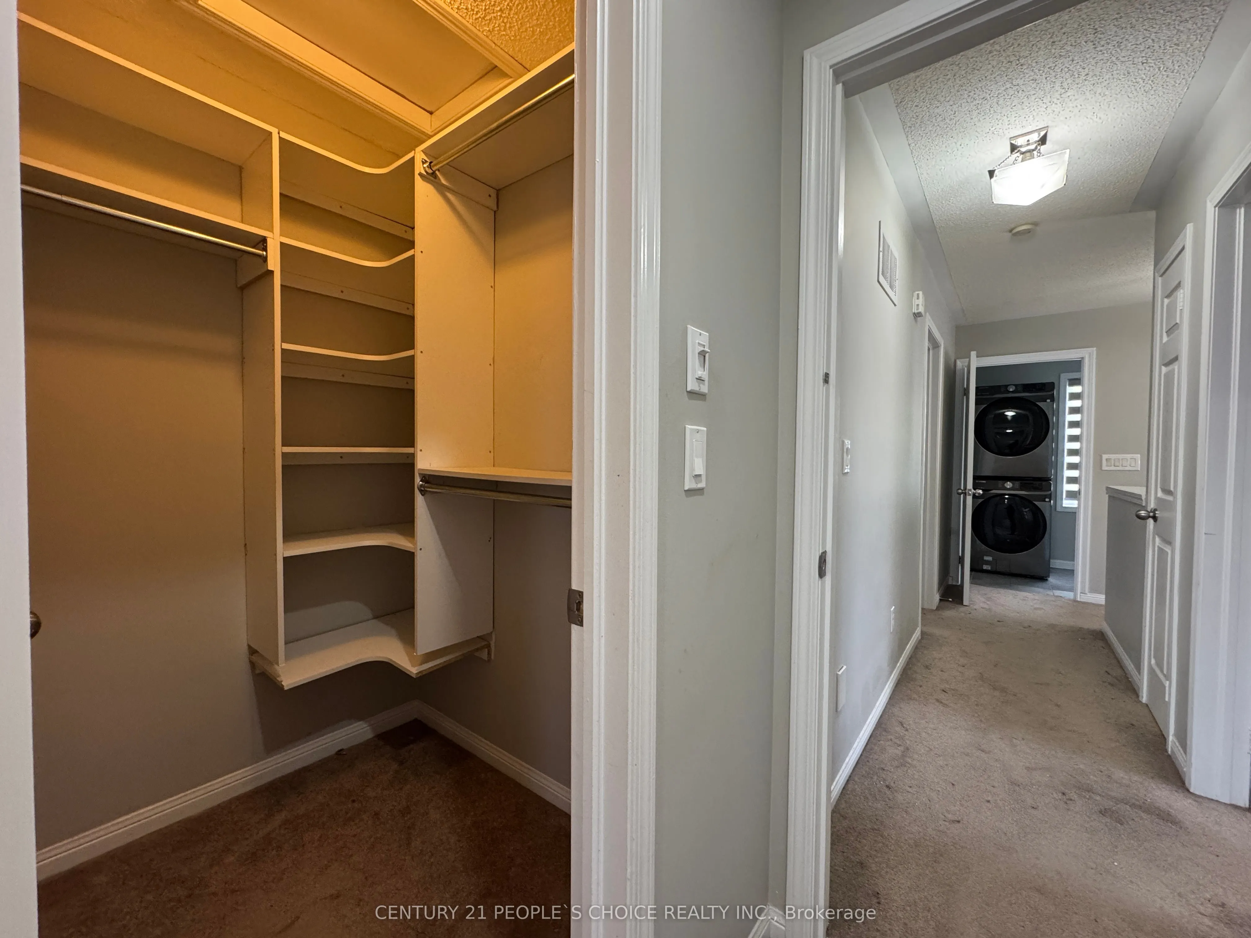 657 Thompson Road S