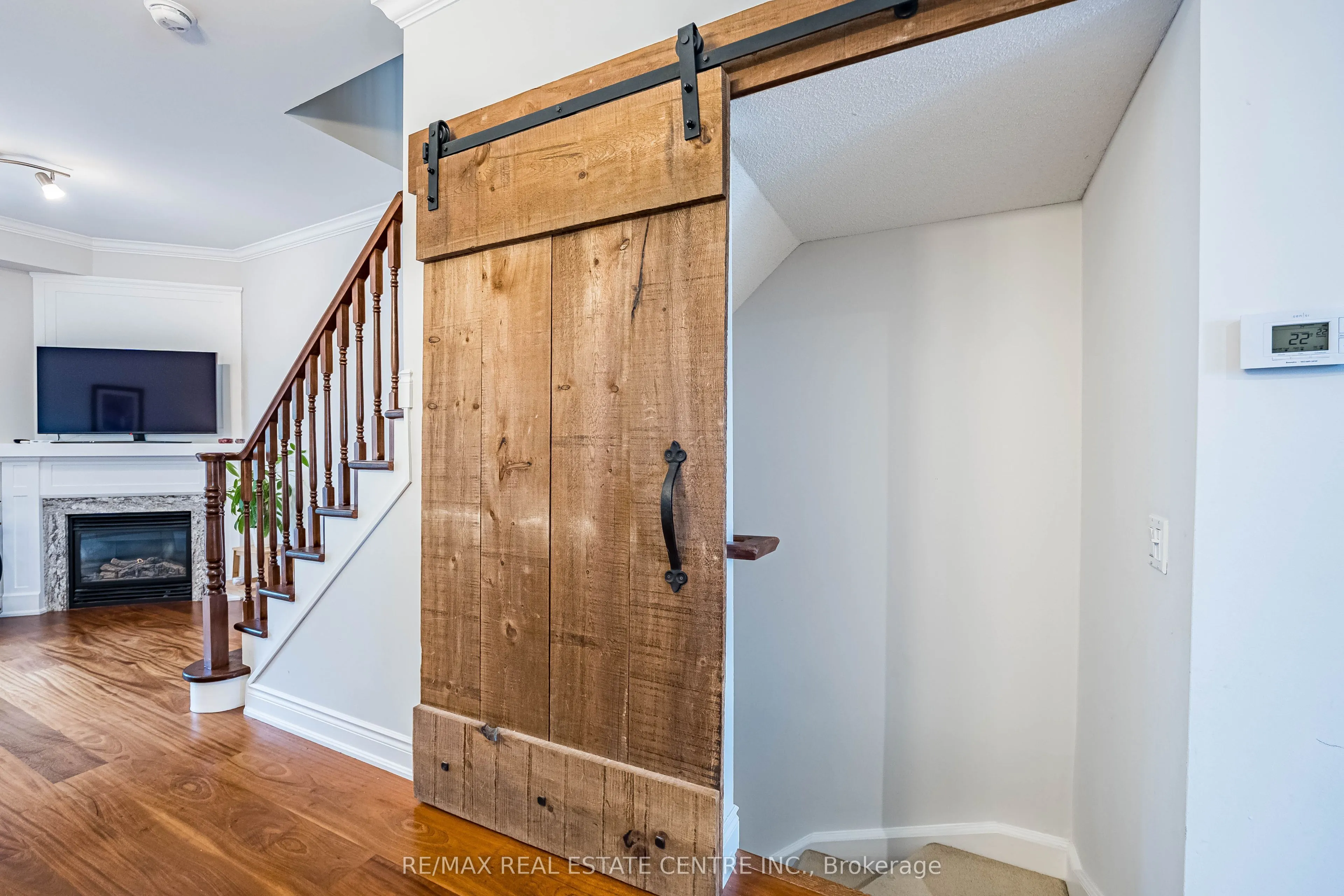 5080 Fairview Street, #42