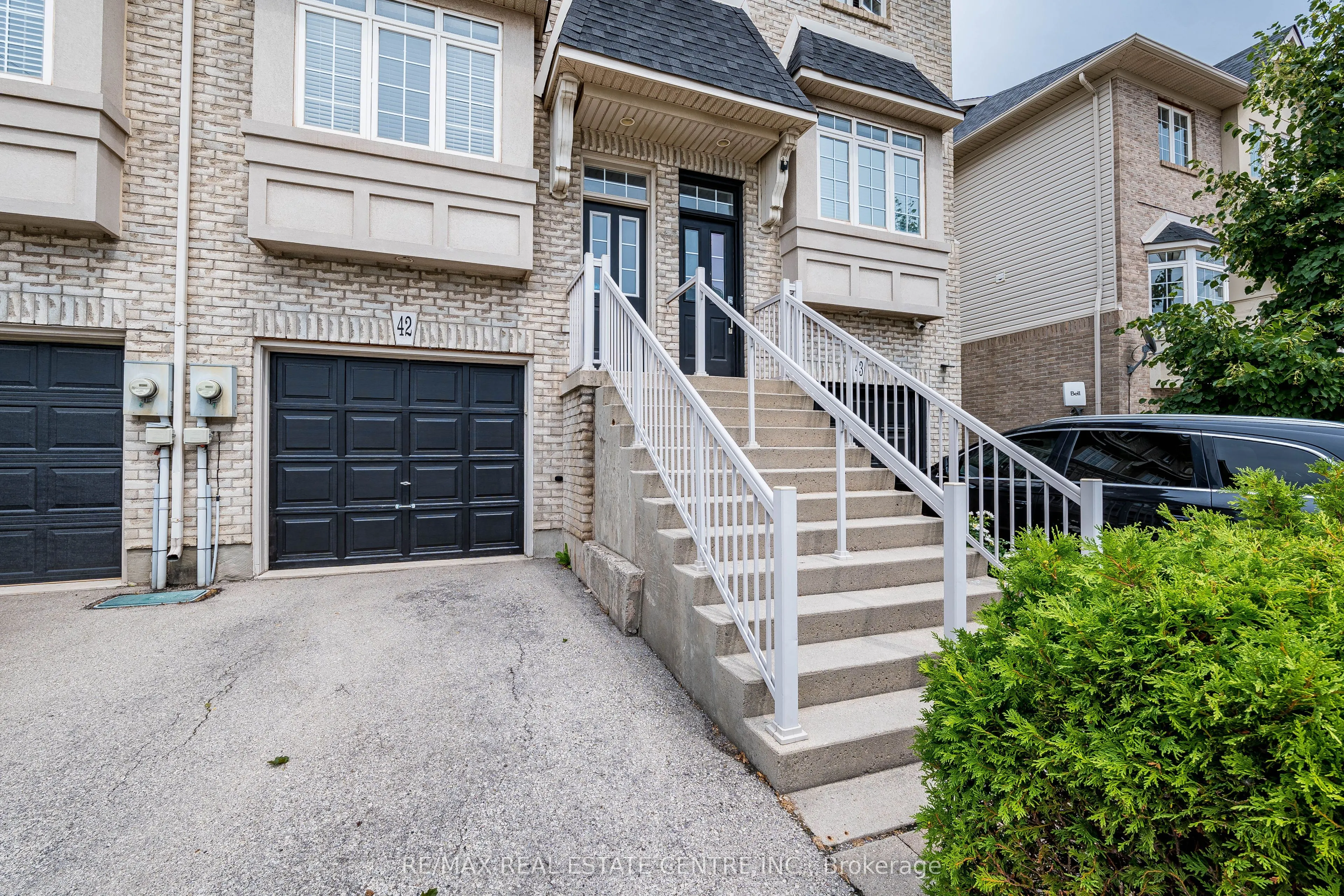 5080 Fairview Street, #42