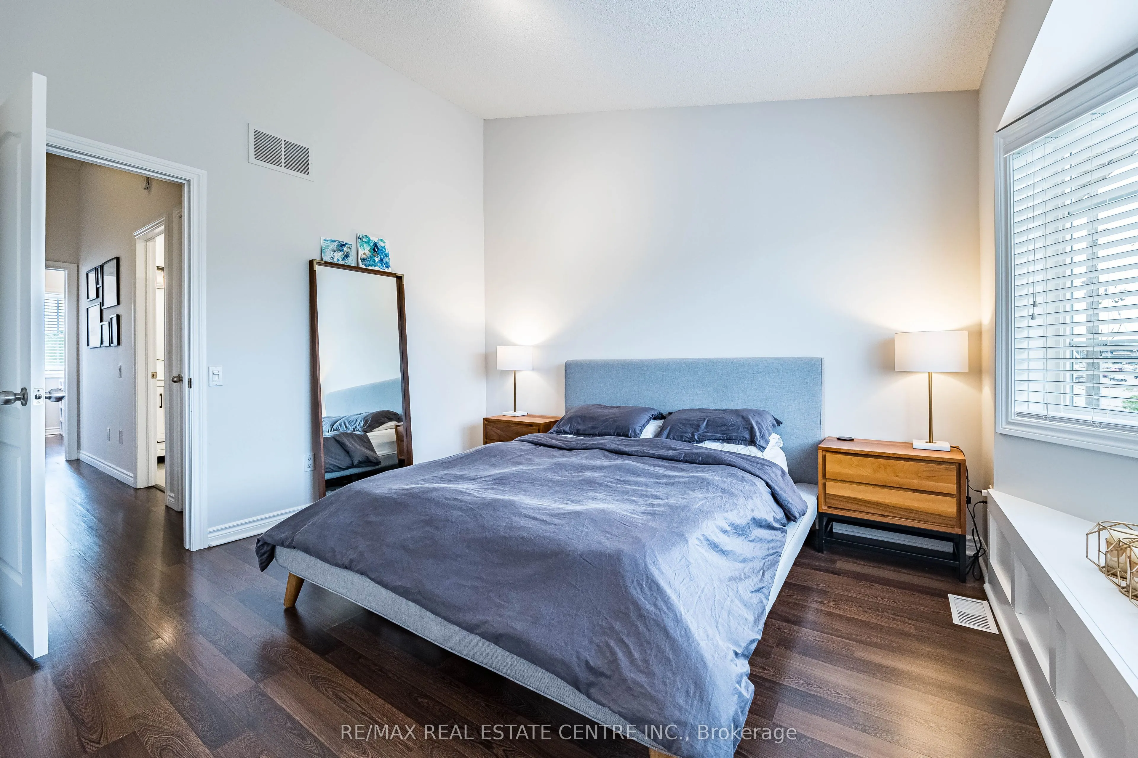 5080 Fairview Street, #42
