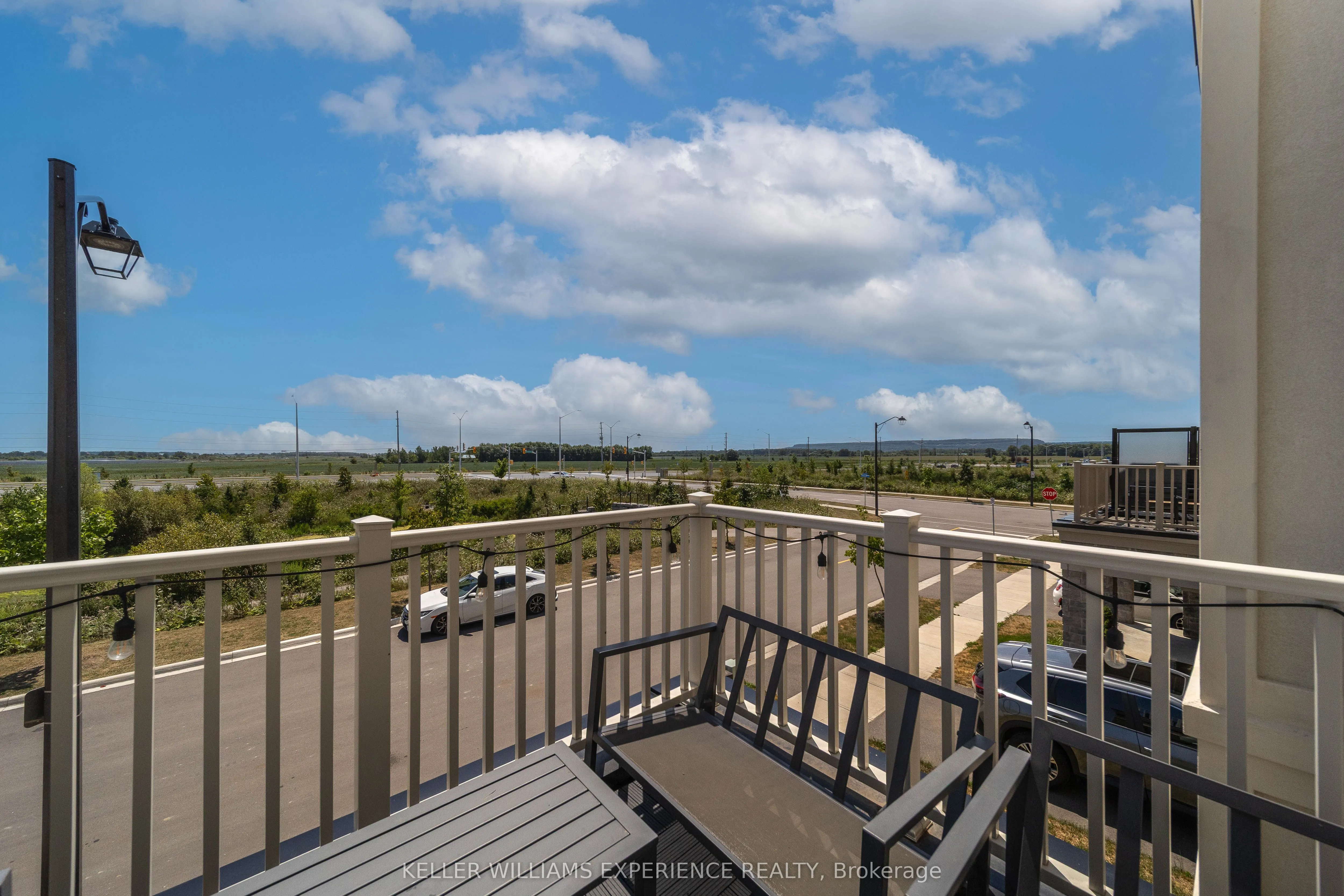 389 Thimbleweed Court