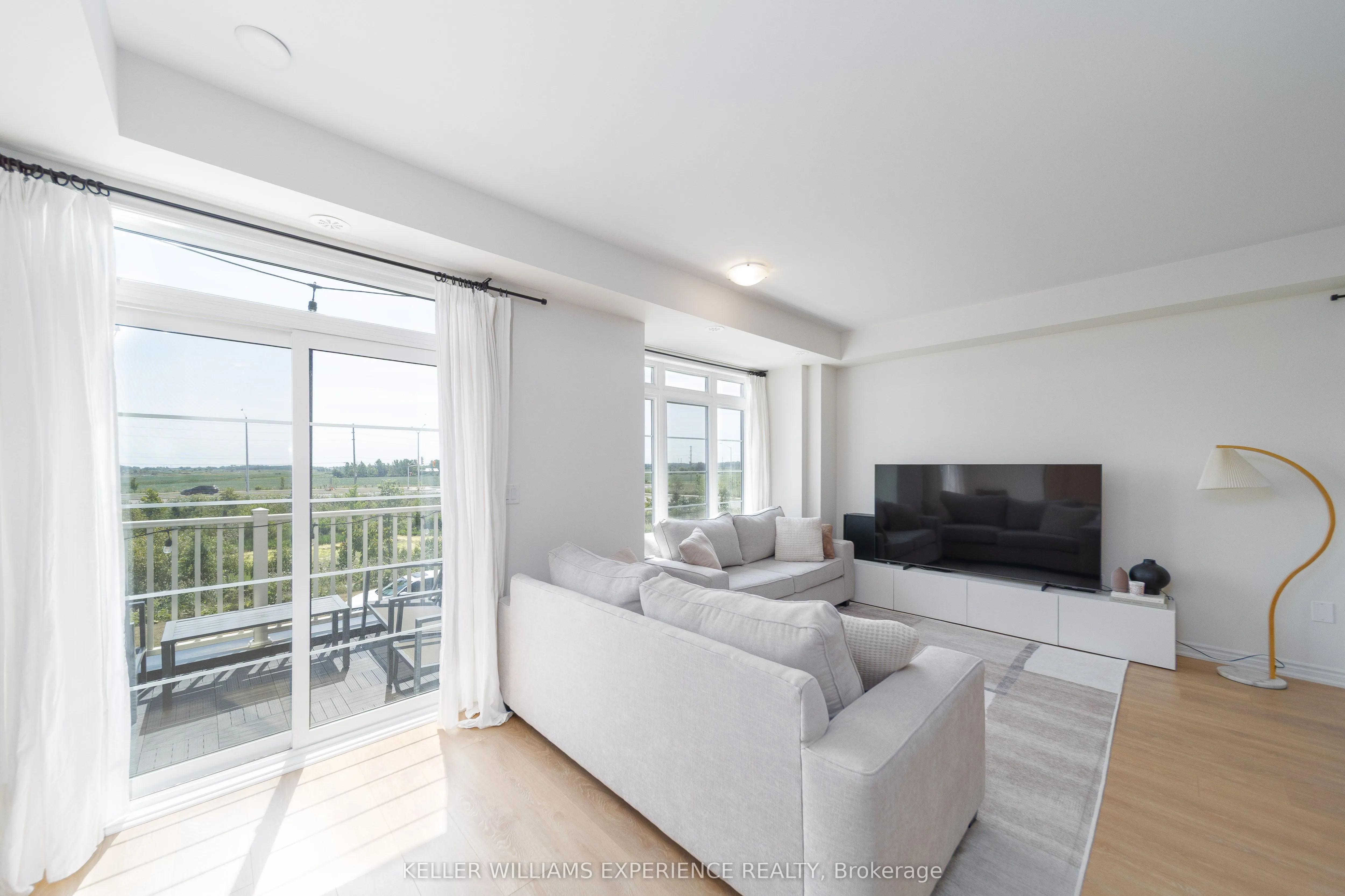 389 Thimbleweed Court