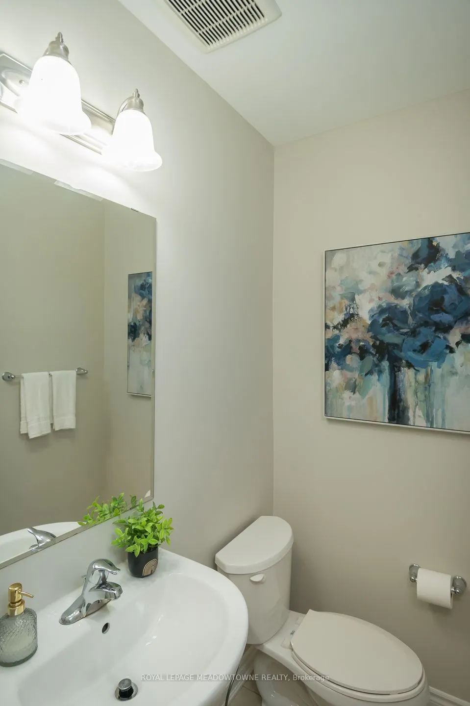 298 Reis Place