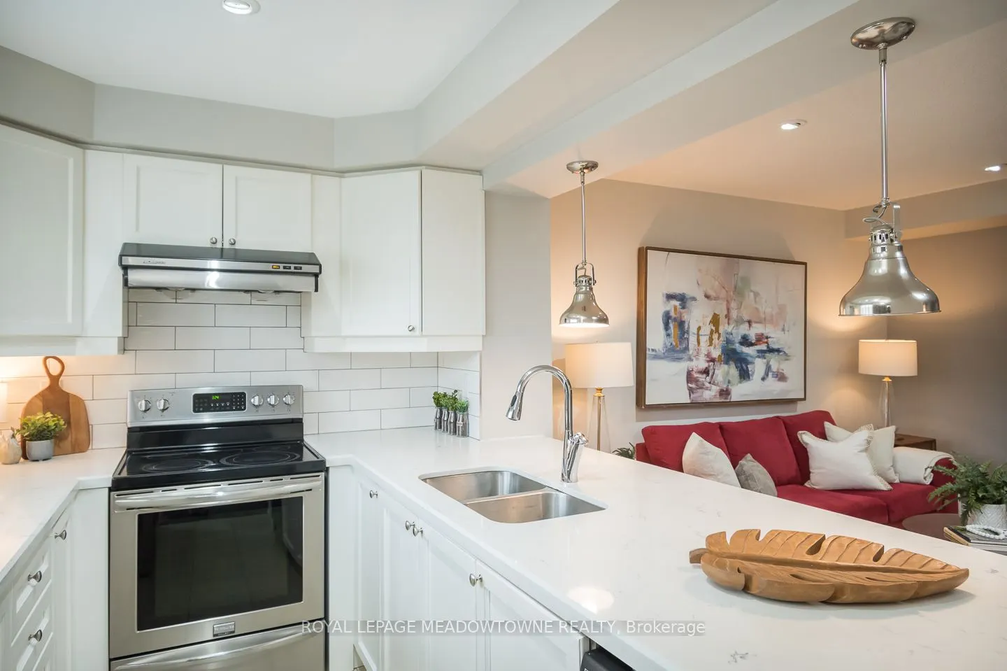 298 Reis Place