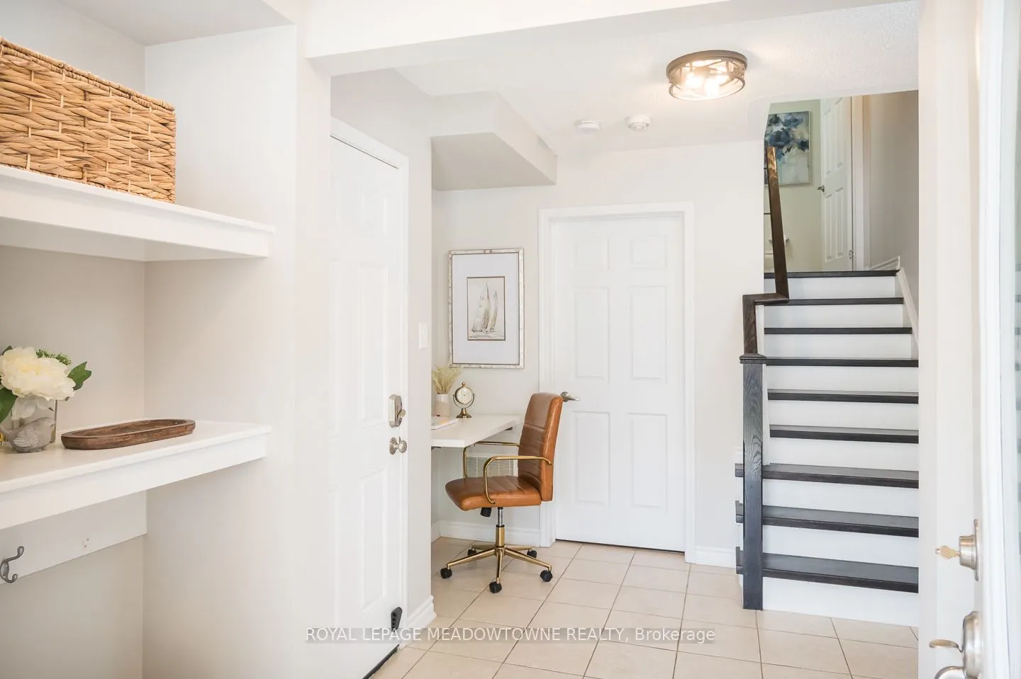 298 Reis Place