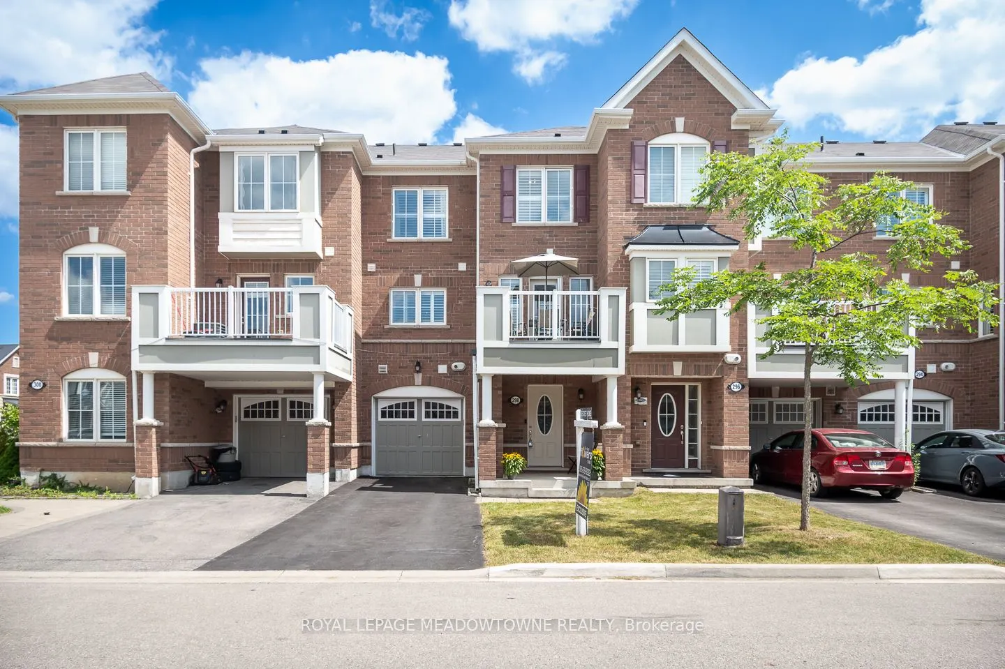 298 Reis Place