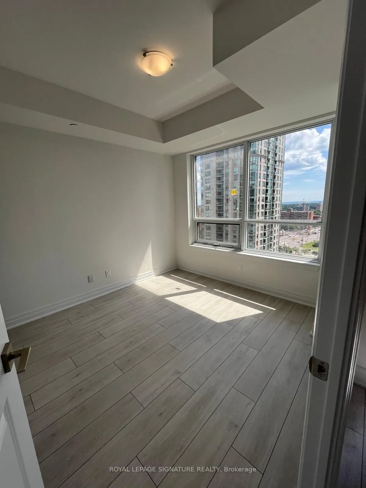 30 Elm Drive, #1007