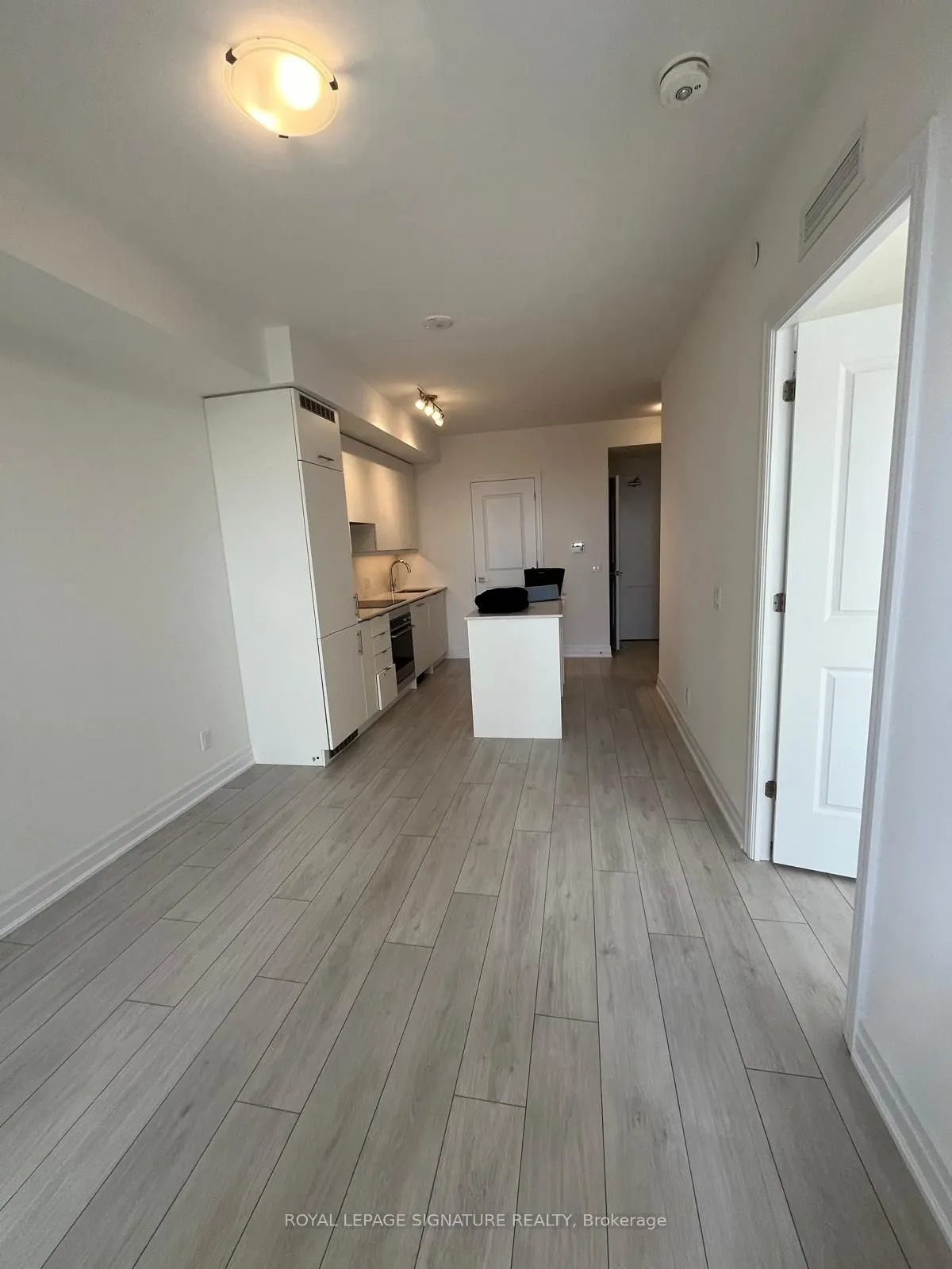 30 Elm Drive, #1007