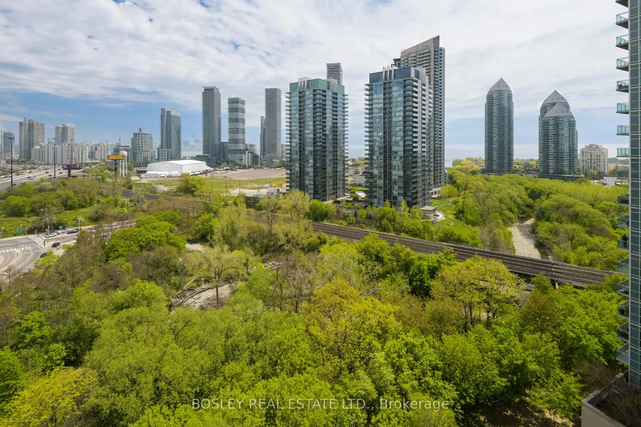 185 Legion Road N, #1607