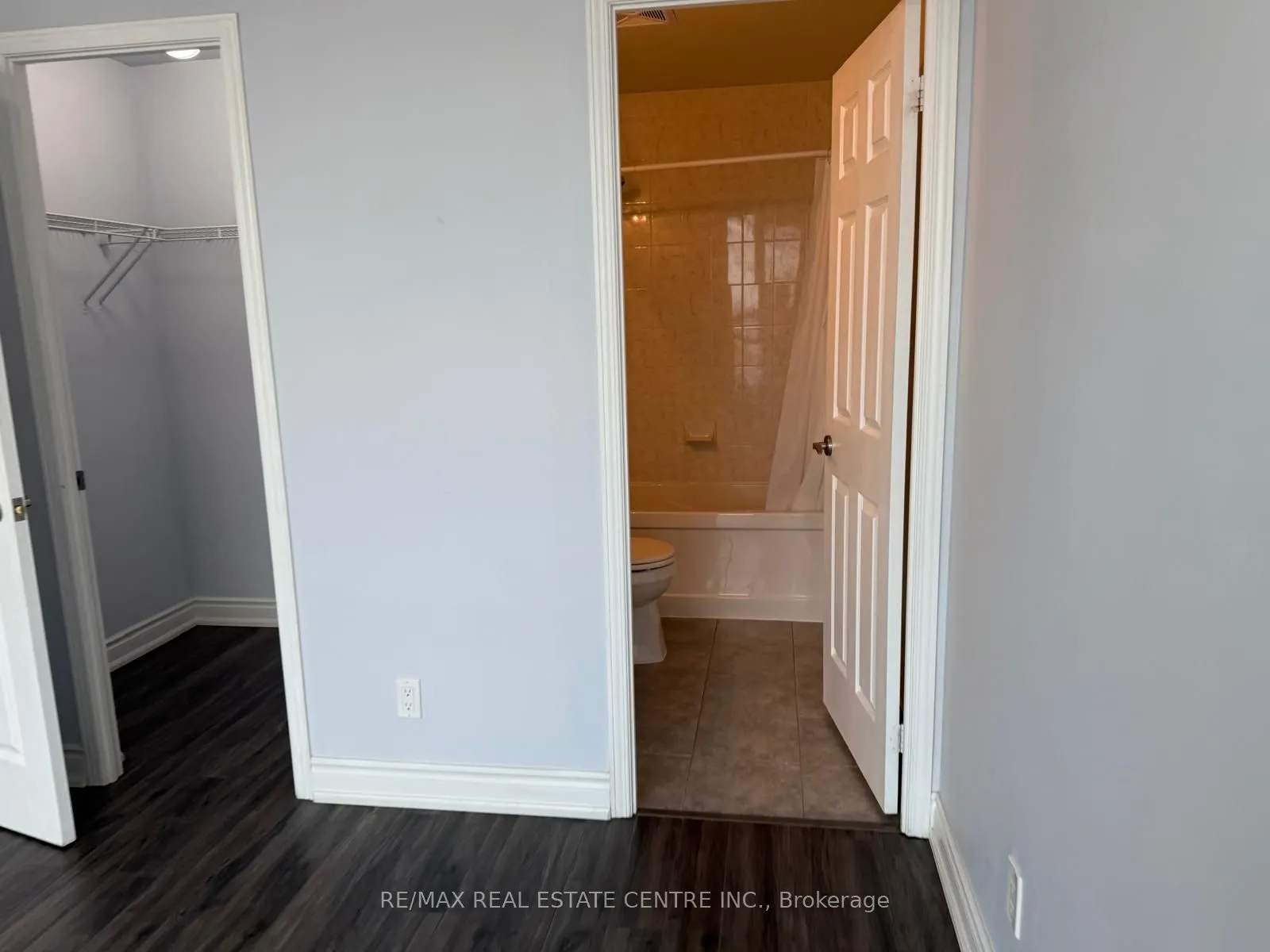 339 Rathburn Road W, #1905