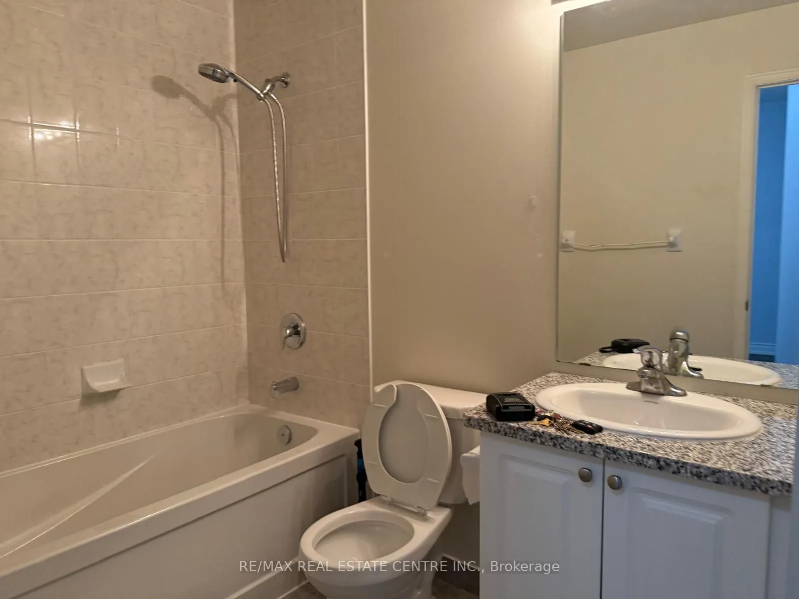 339 Rathburn Road W, #1905