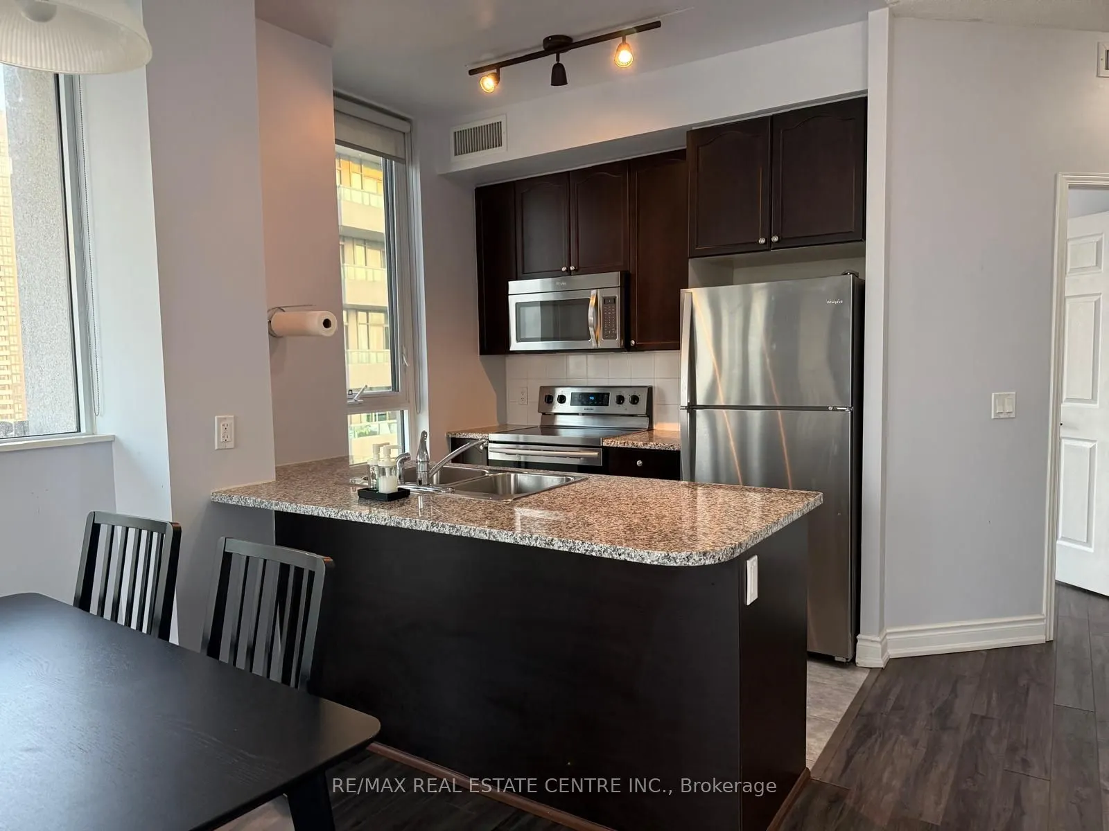 339 Rathburn Road W, #1905