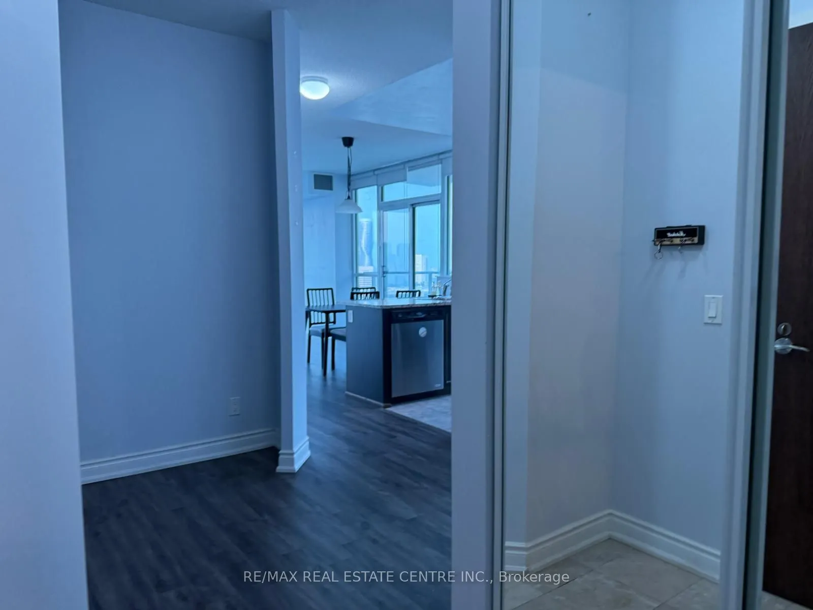 339 Rathburn Road W, #1905