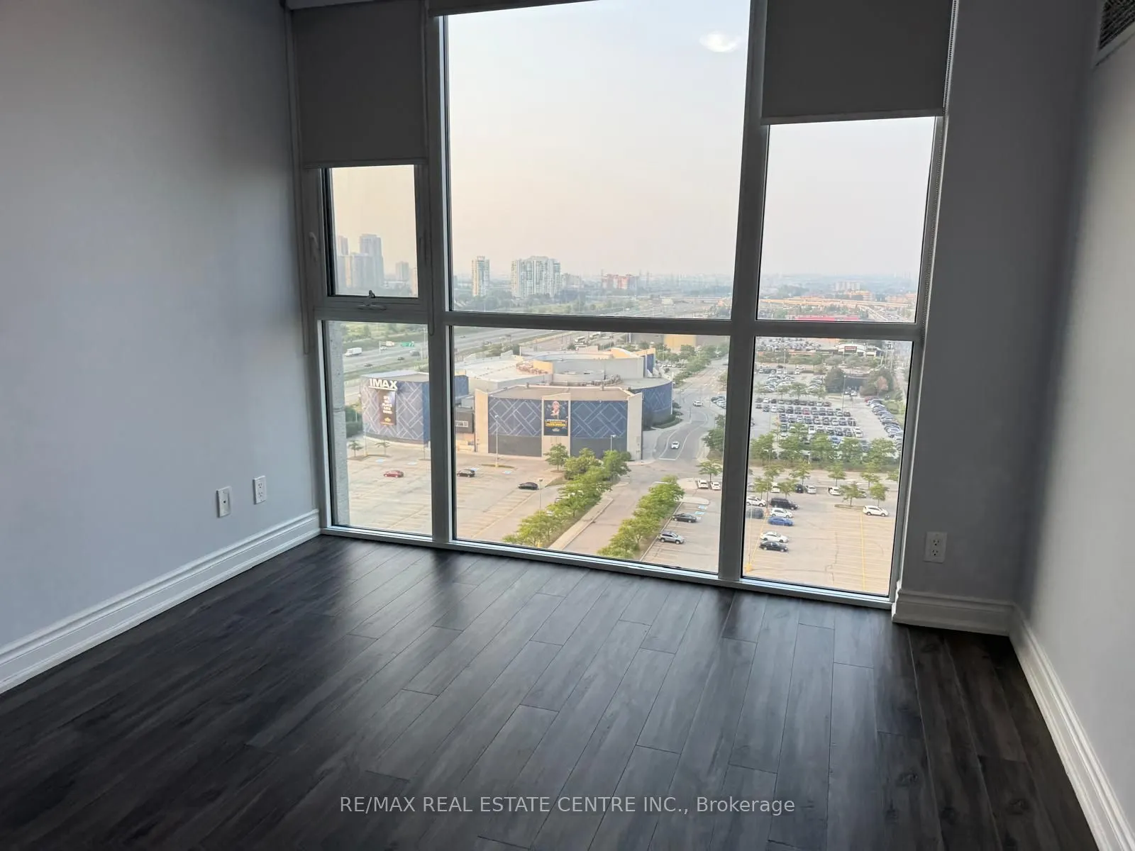 339 Rathburn Road W, #1905