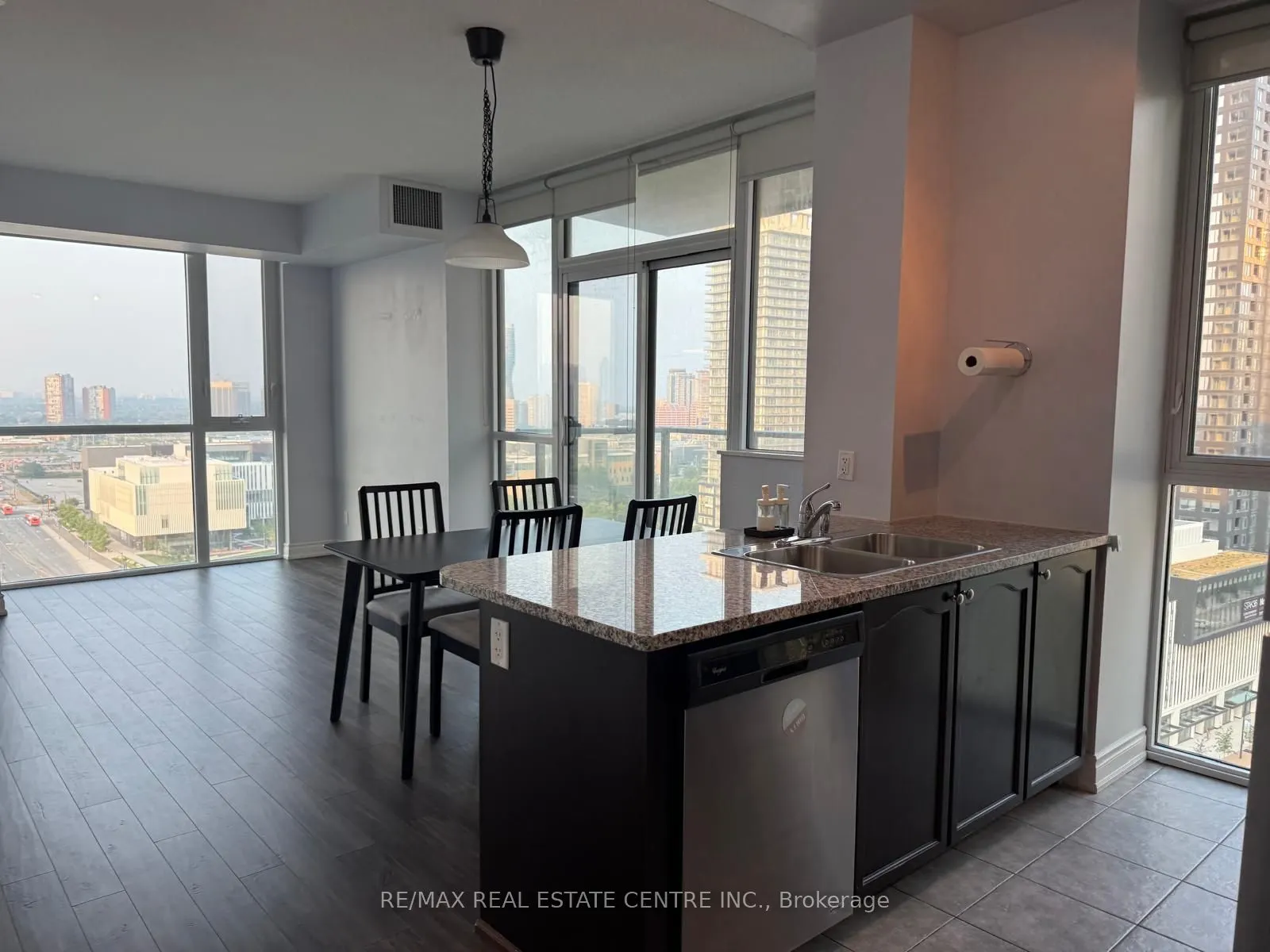339 Rathburn Road W, #1905