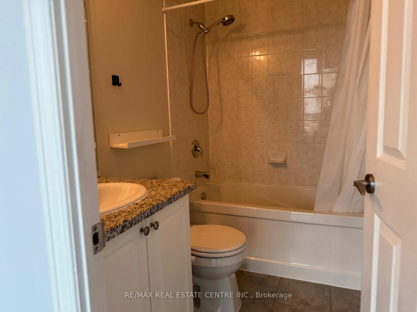 339 Rathburn Road W, #1905