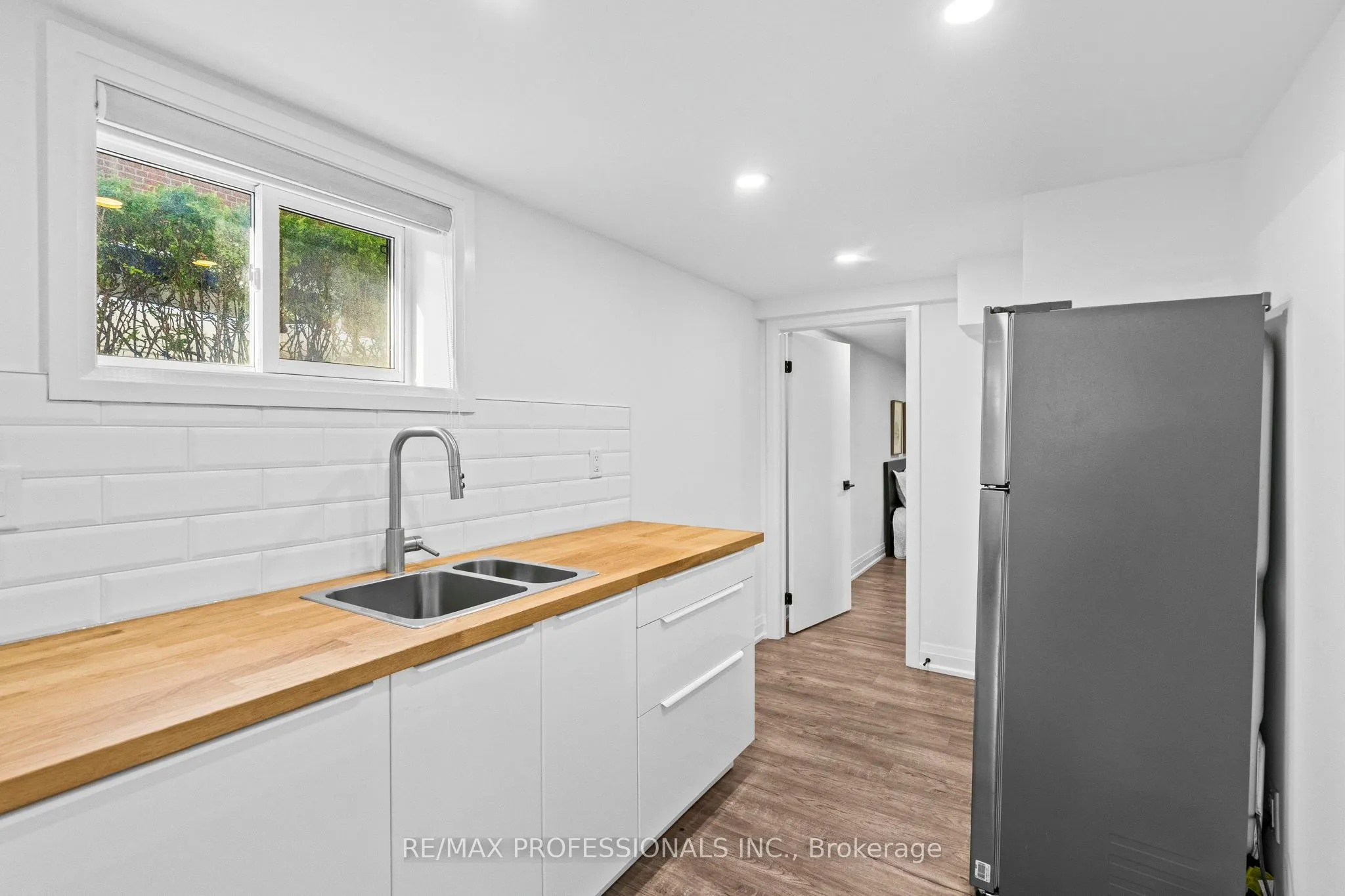 11 Odessa Avenue