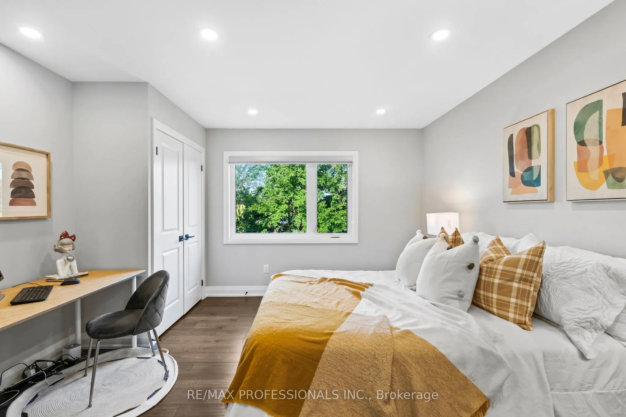 11 Odessa Avenue