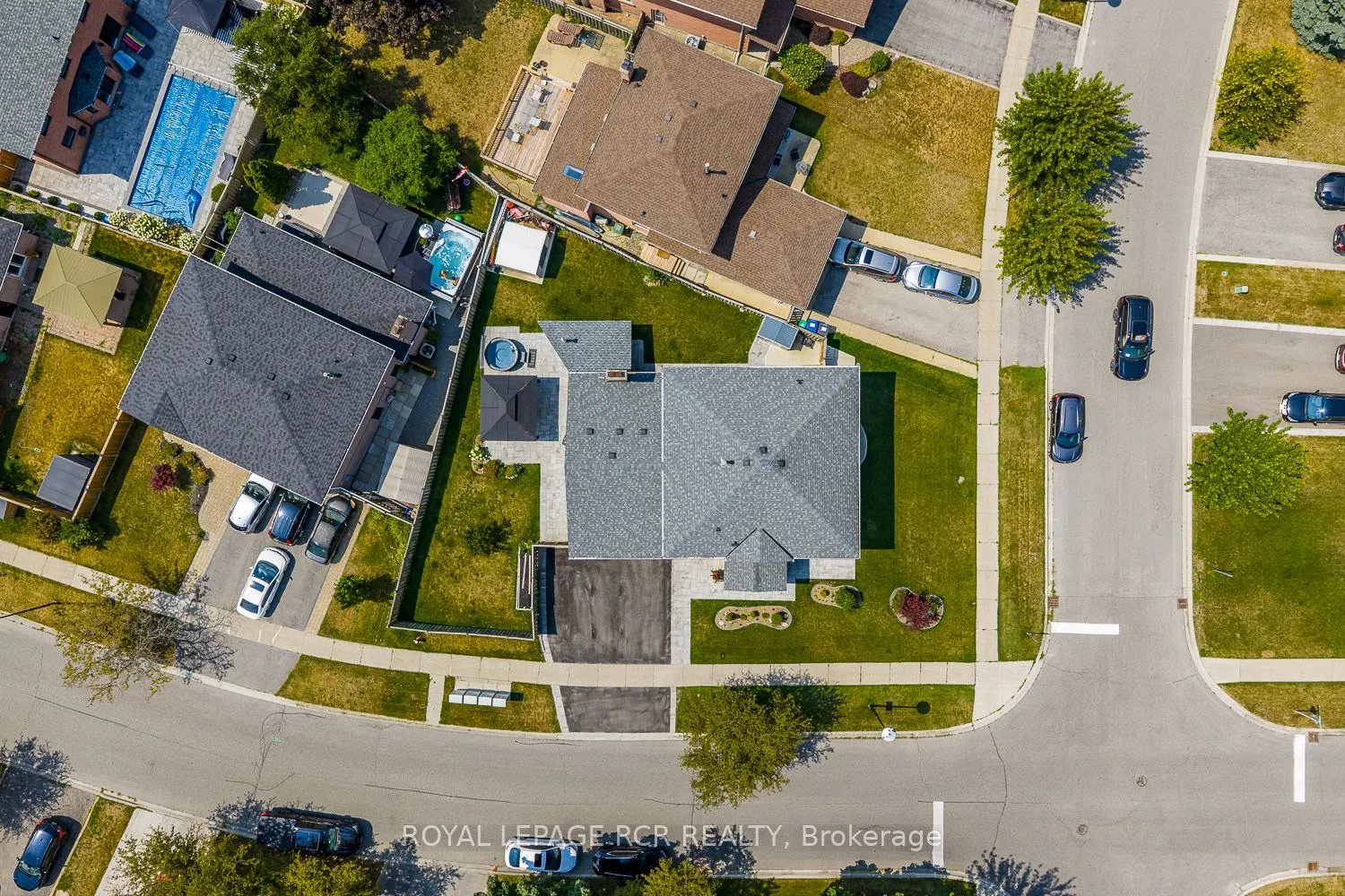 44 Fountainbridge Drive