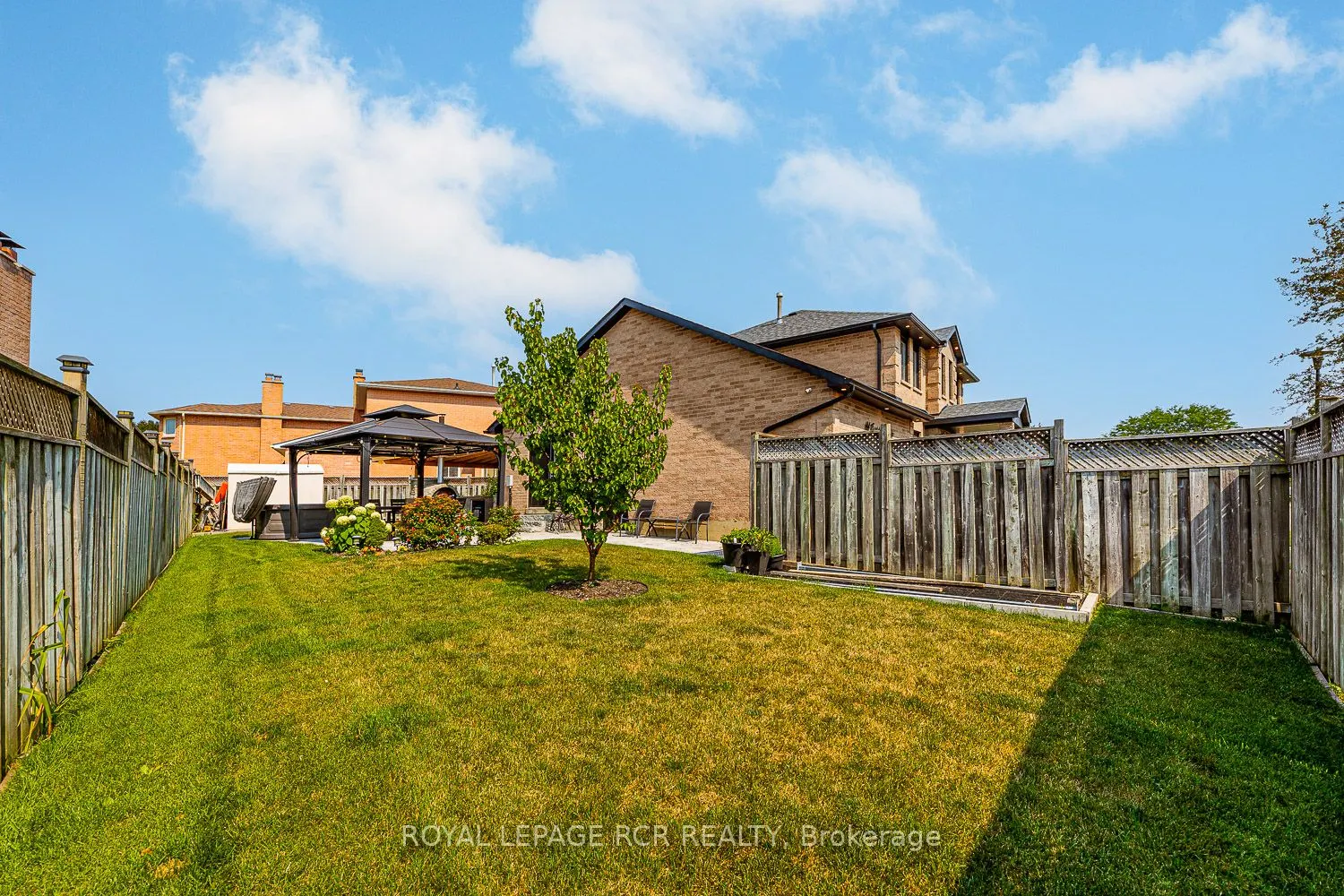 44 Fountainbridge Drive