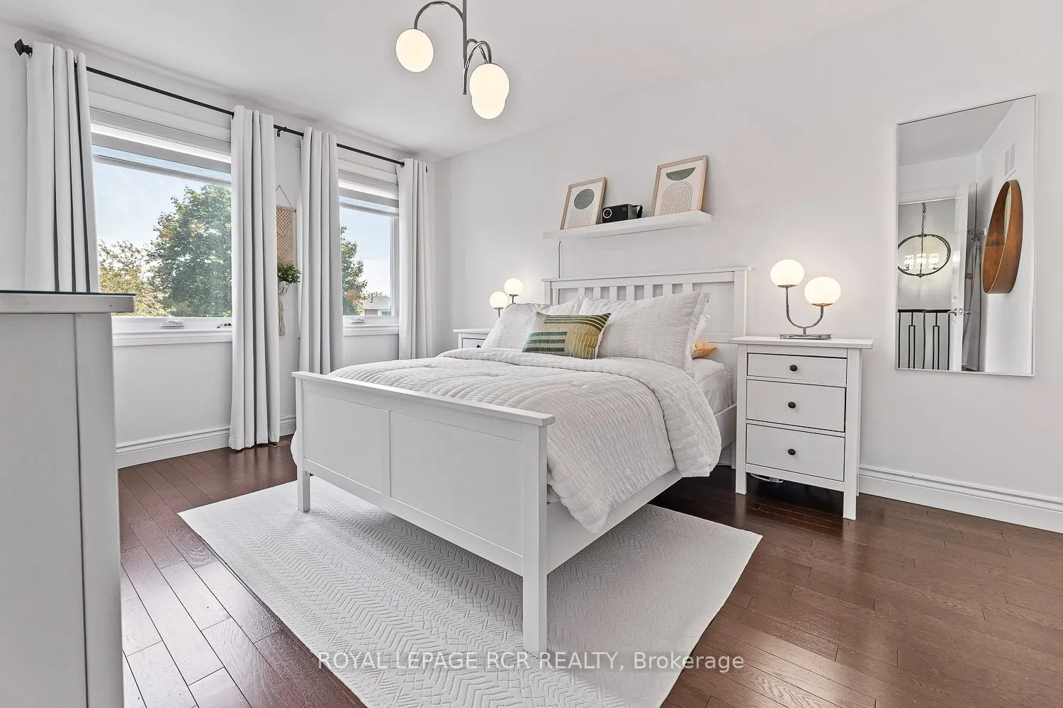 44 Fountainbridge Drive