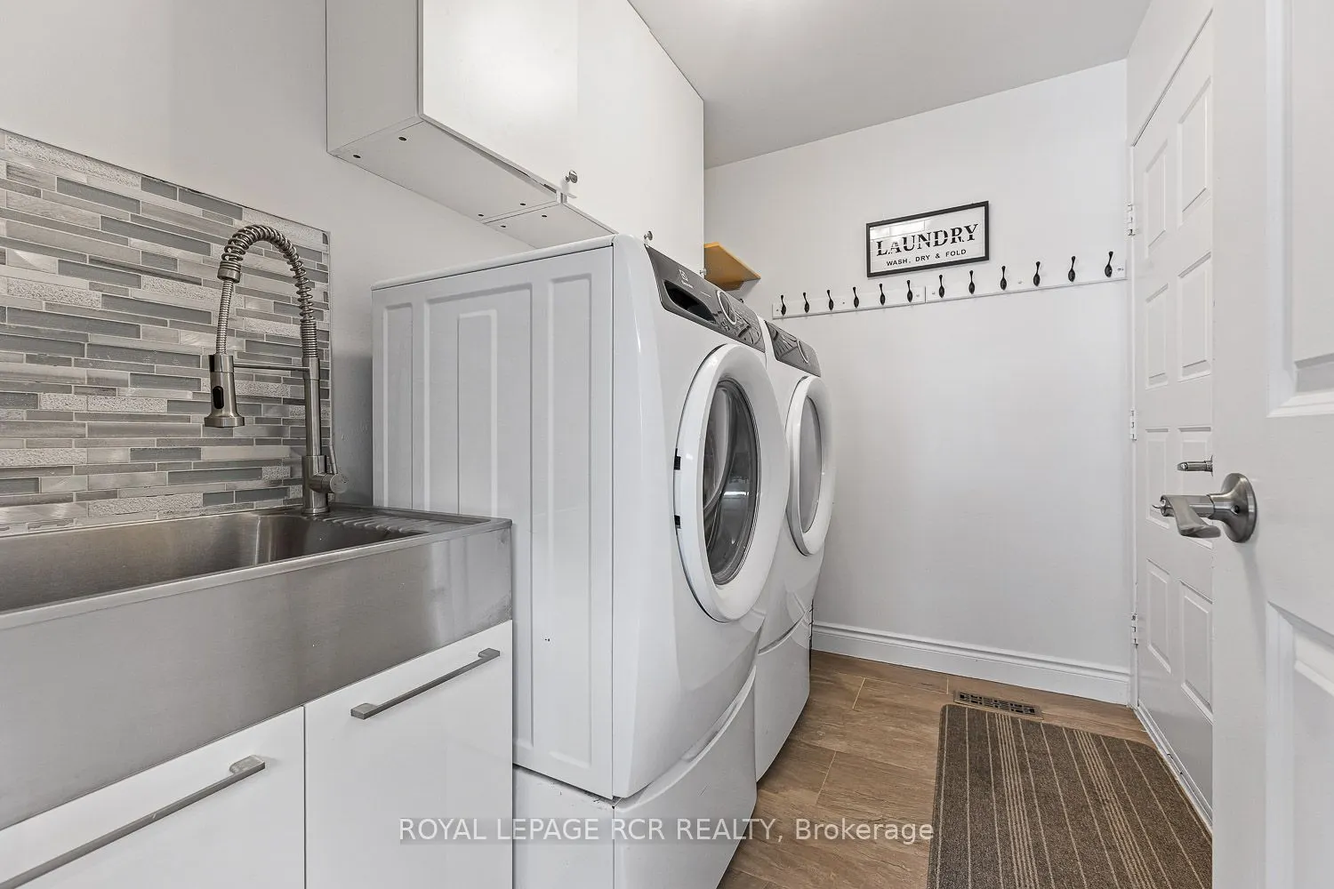 44 Fountainbridge Drive