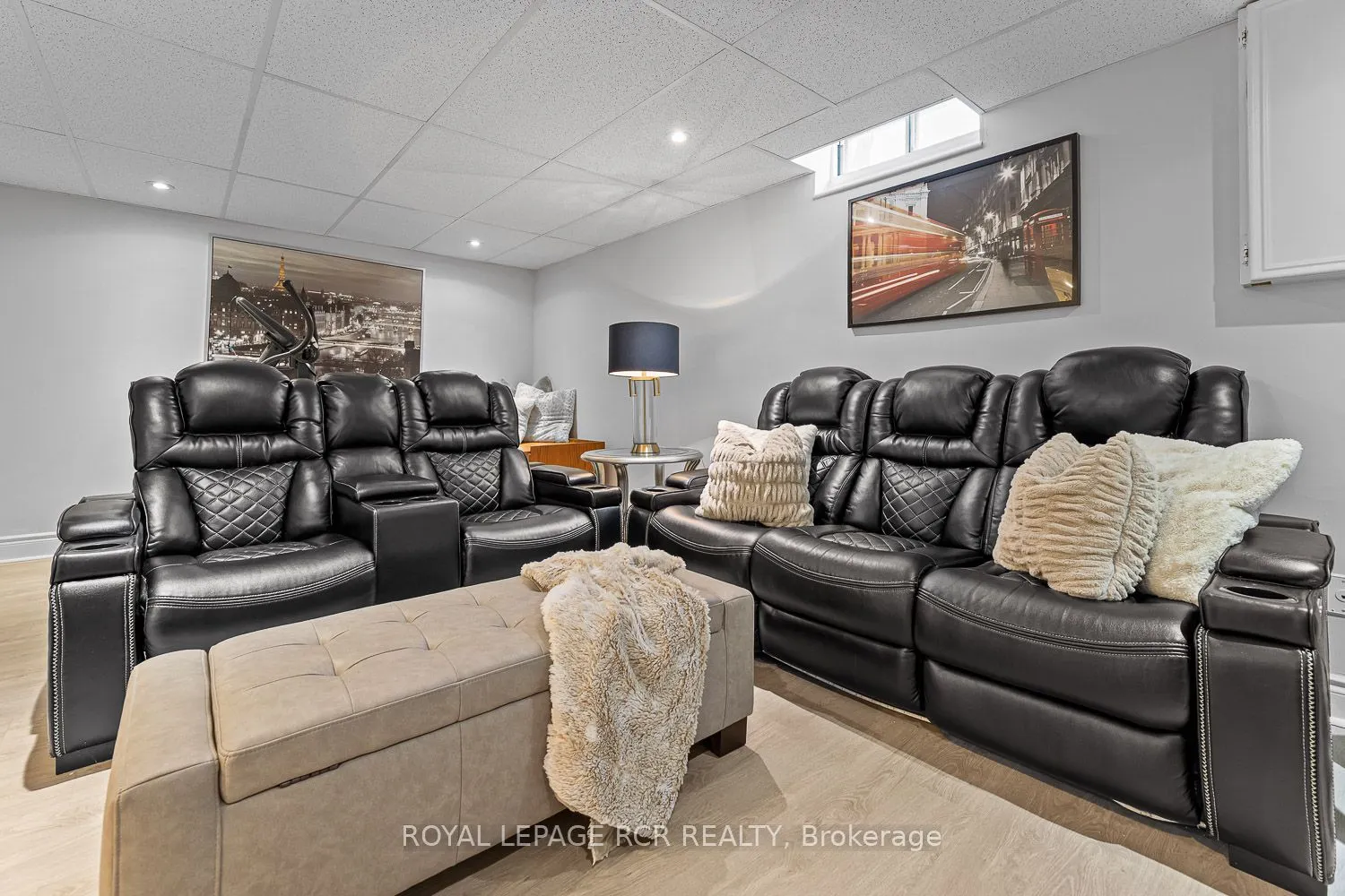 44 Fountainbridge Drive